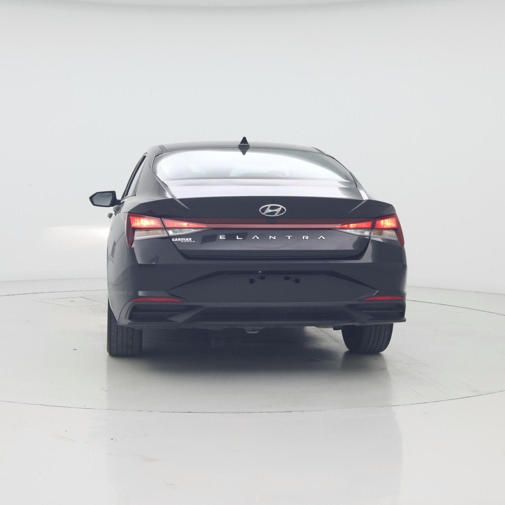 Thumbnail: 2023 Hyundai Elantra - 6