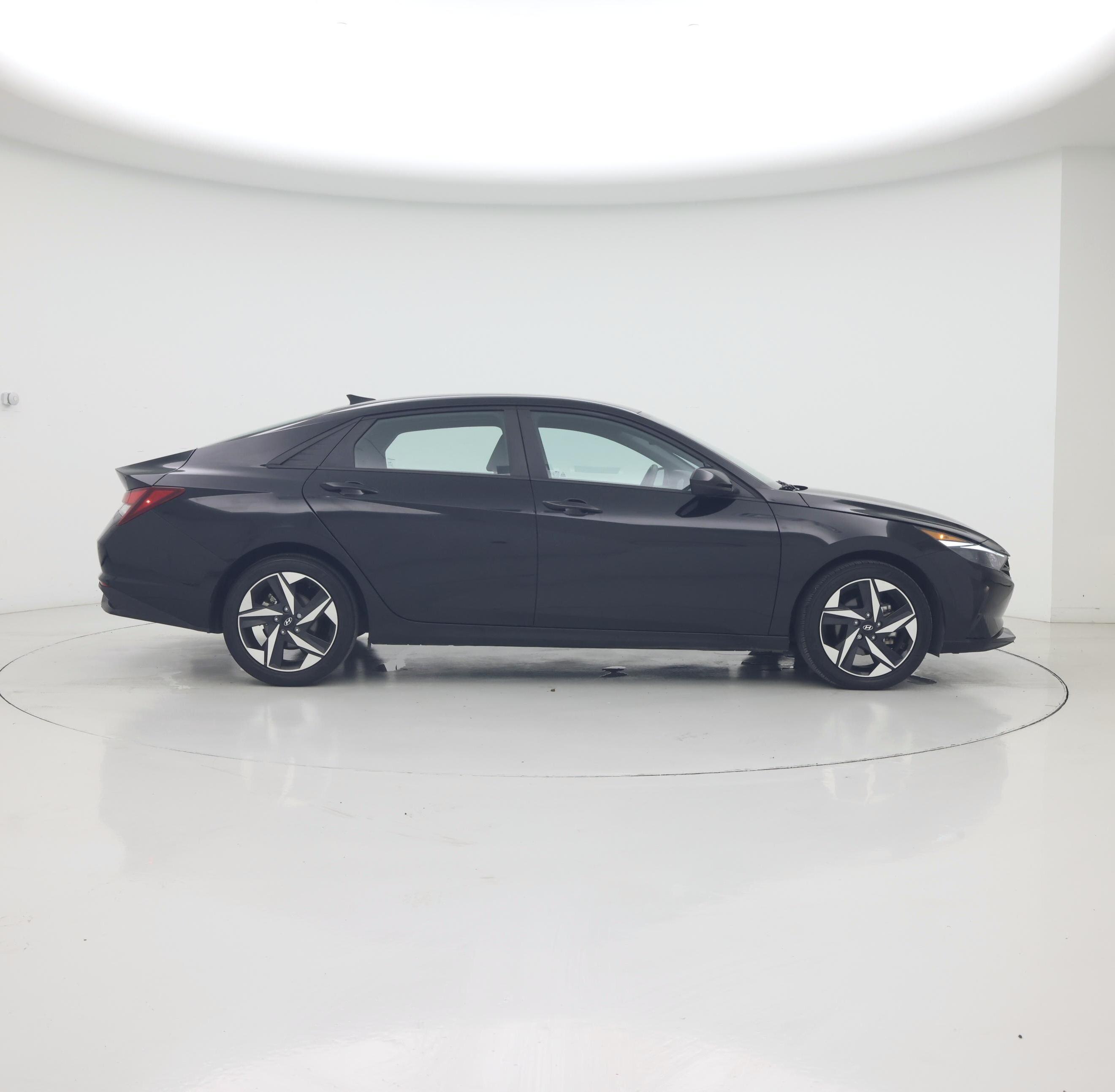 Thumbnail: 2023 Hyundai Elantra - 7