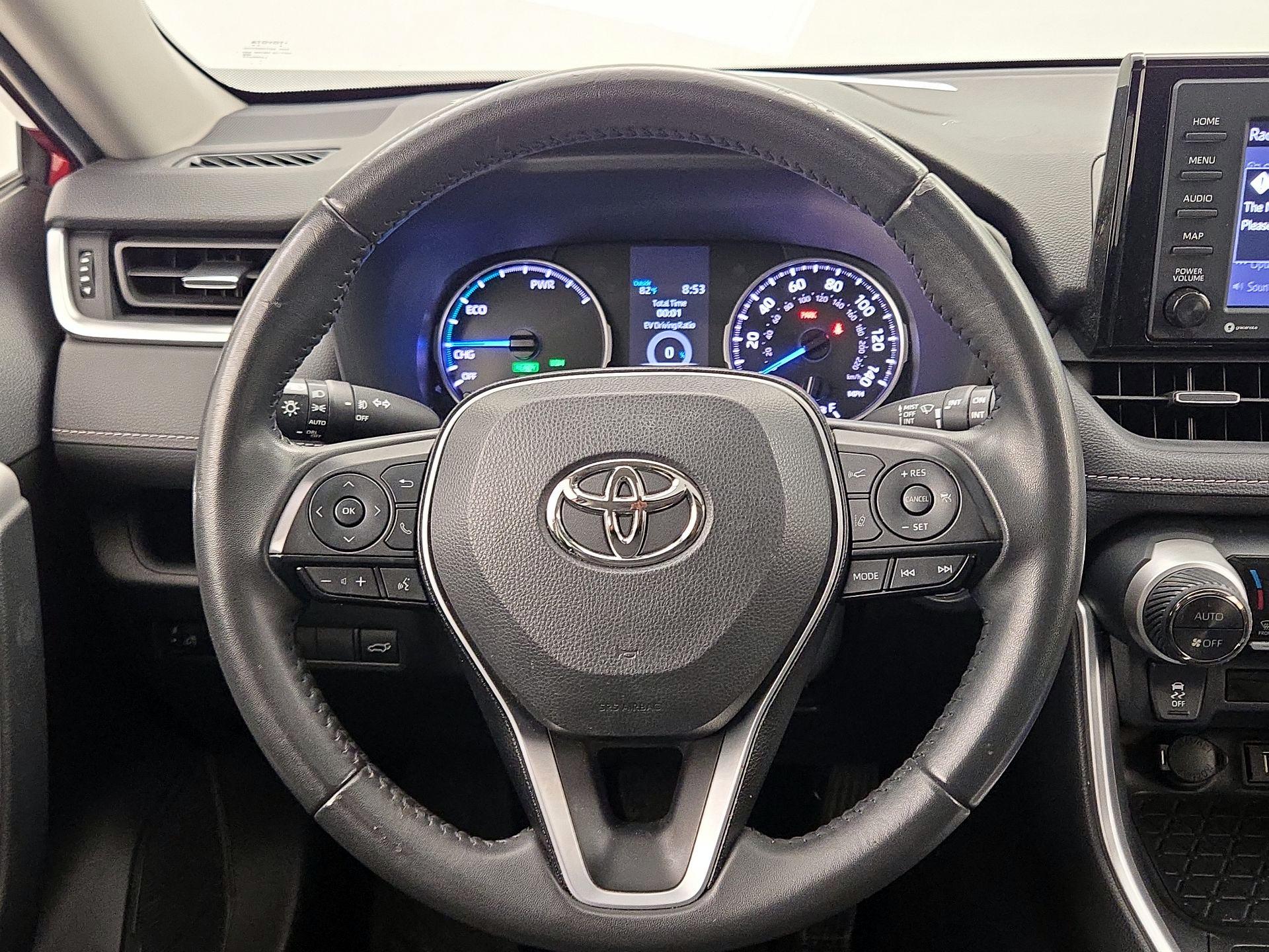 Thumbnail: 2022 Toyota RAV4 - 10