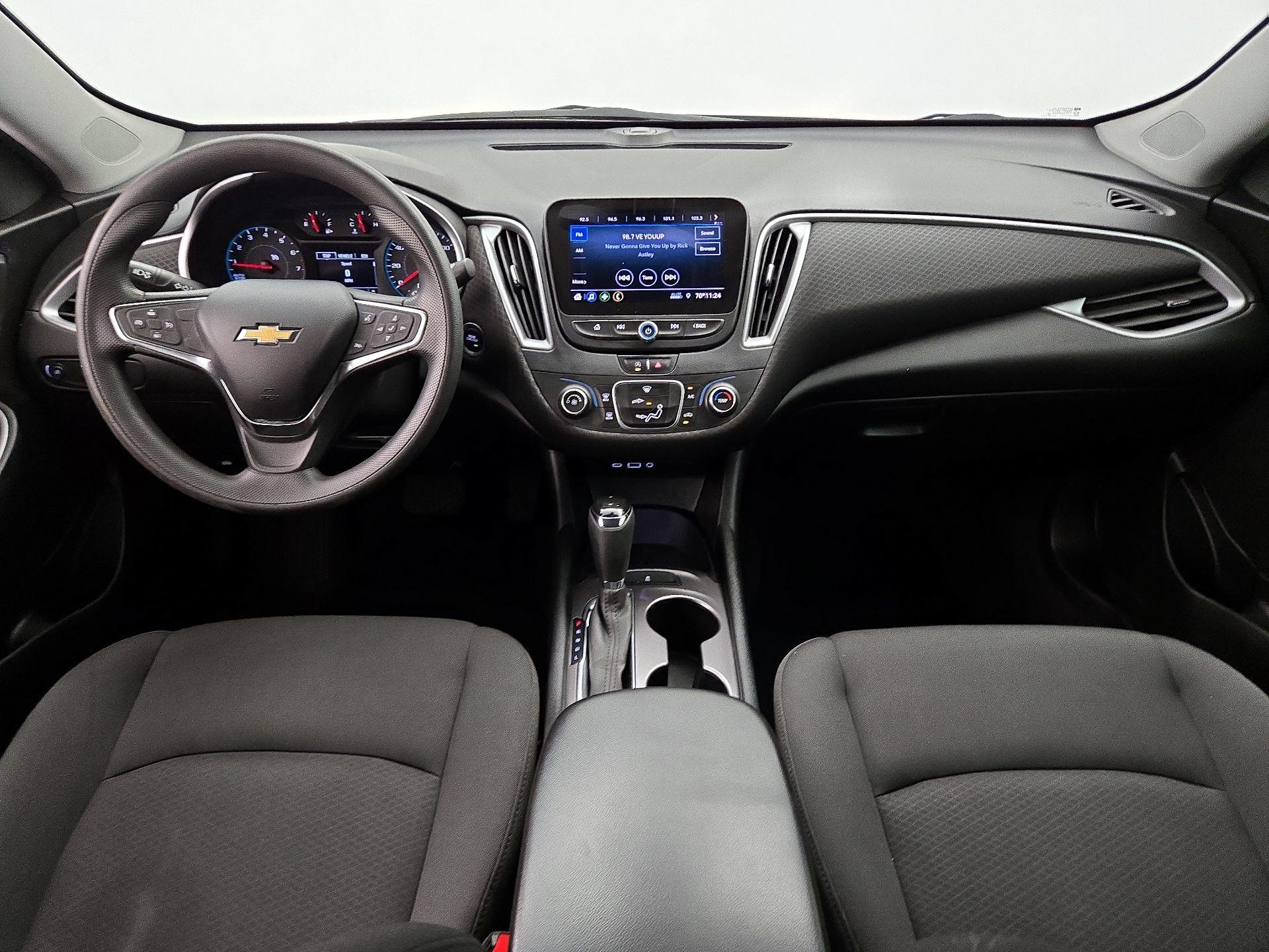 Thumbnail: 2020 Chevrolet Malibu - 9