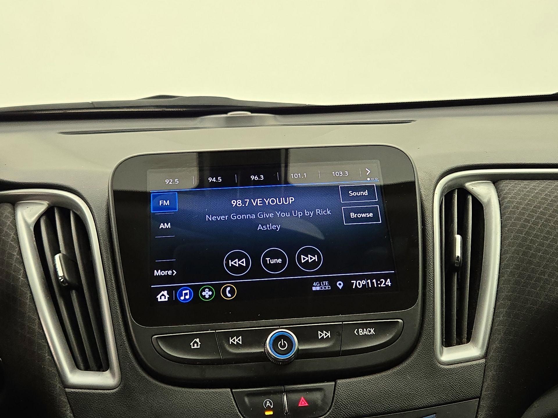 Thumbnail: 2020 Chevrolet Malibu - 15