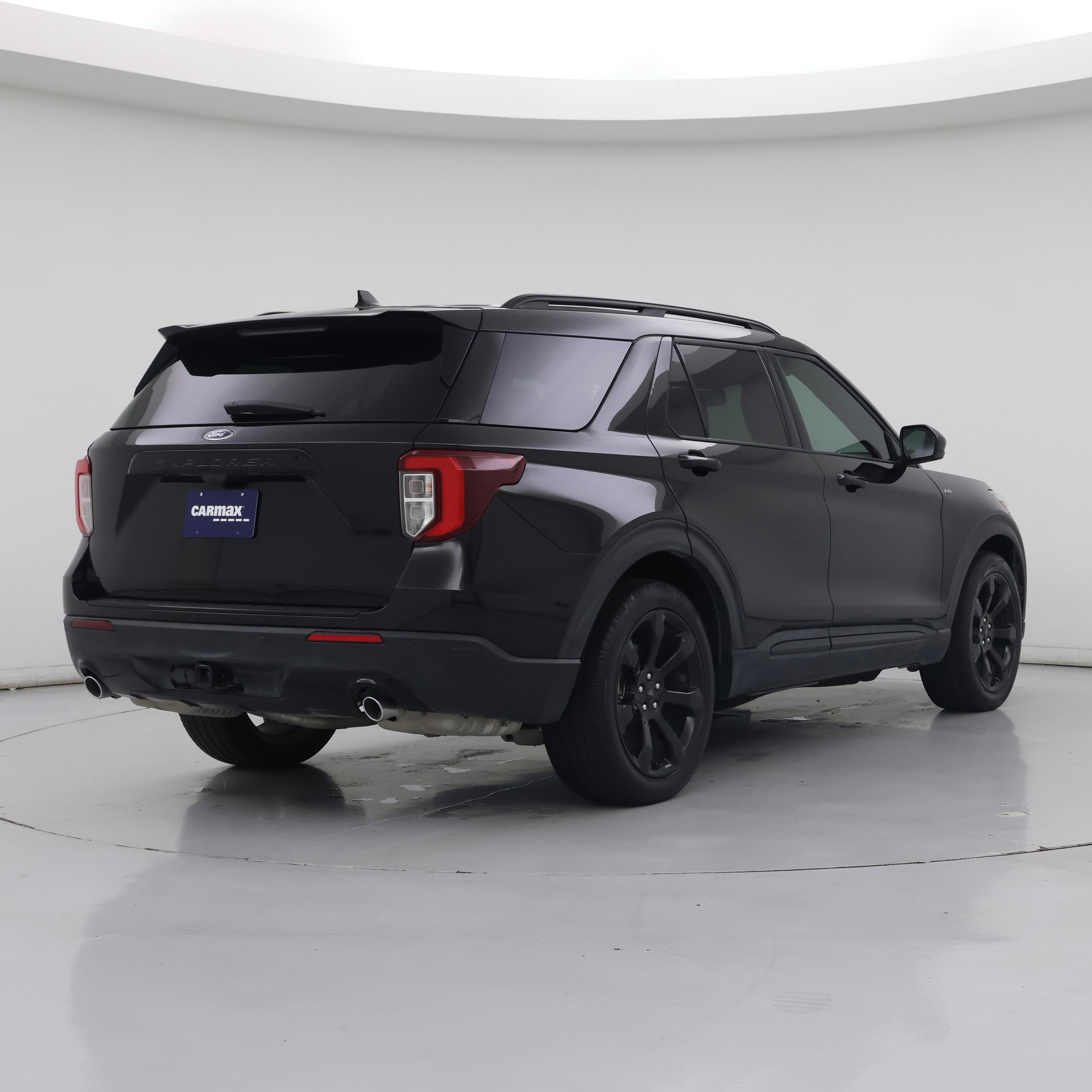 Thumbnail: 2023 Ford Explorer - 8