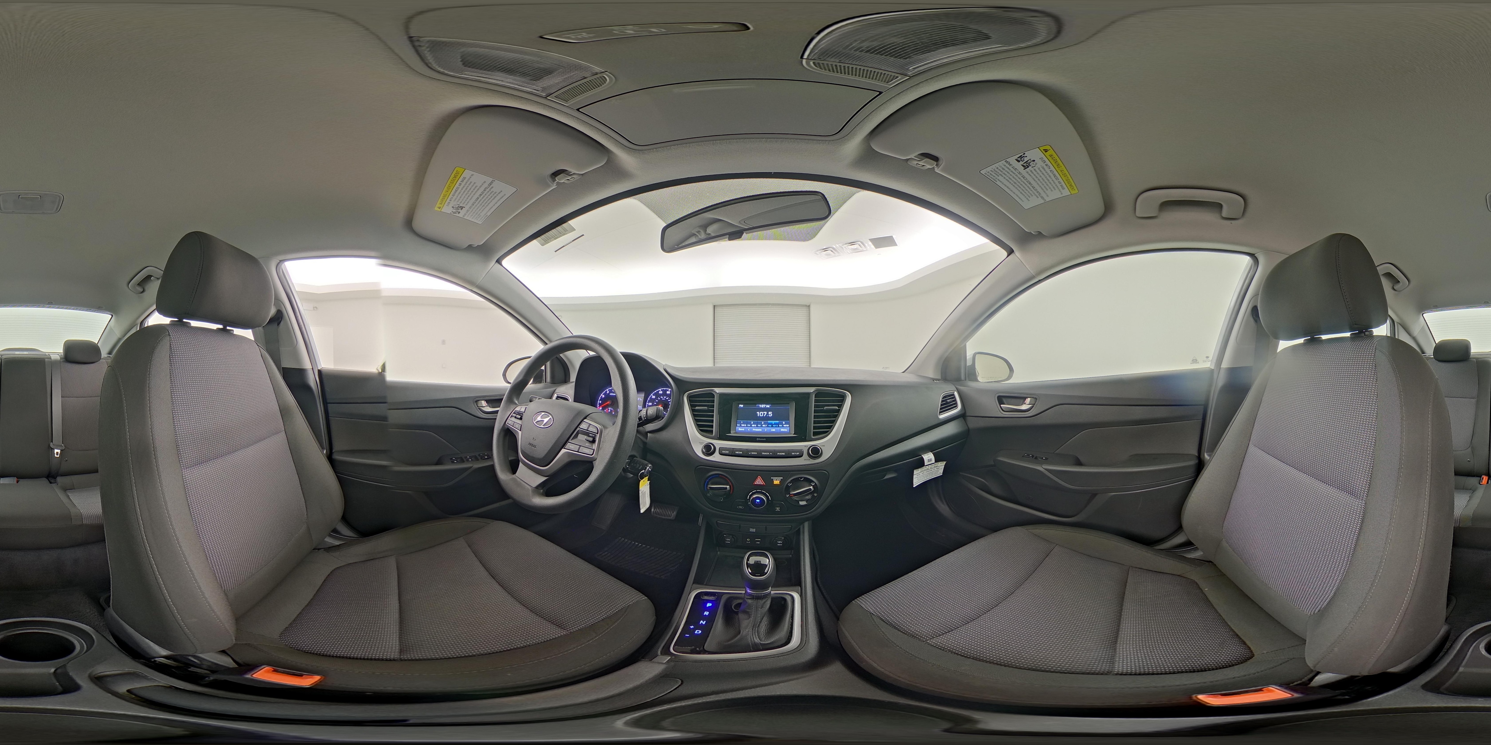 2022 Hyundai Accent SE - Photo 24