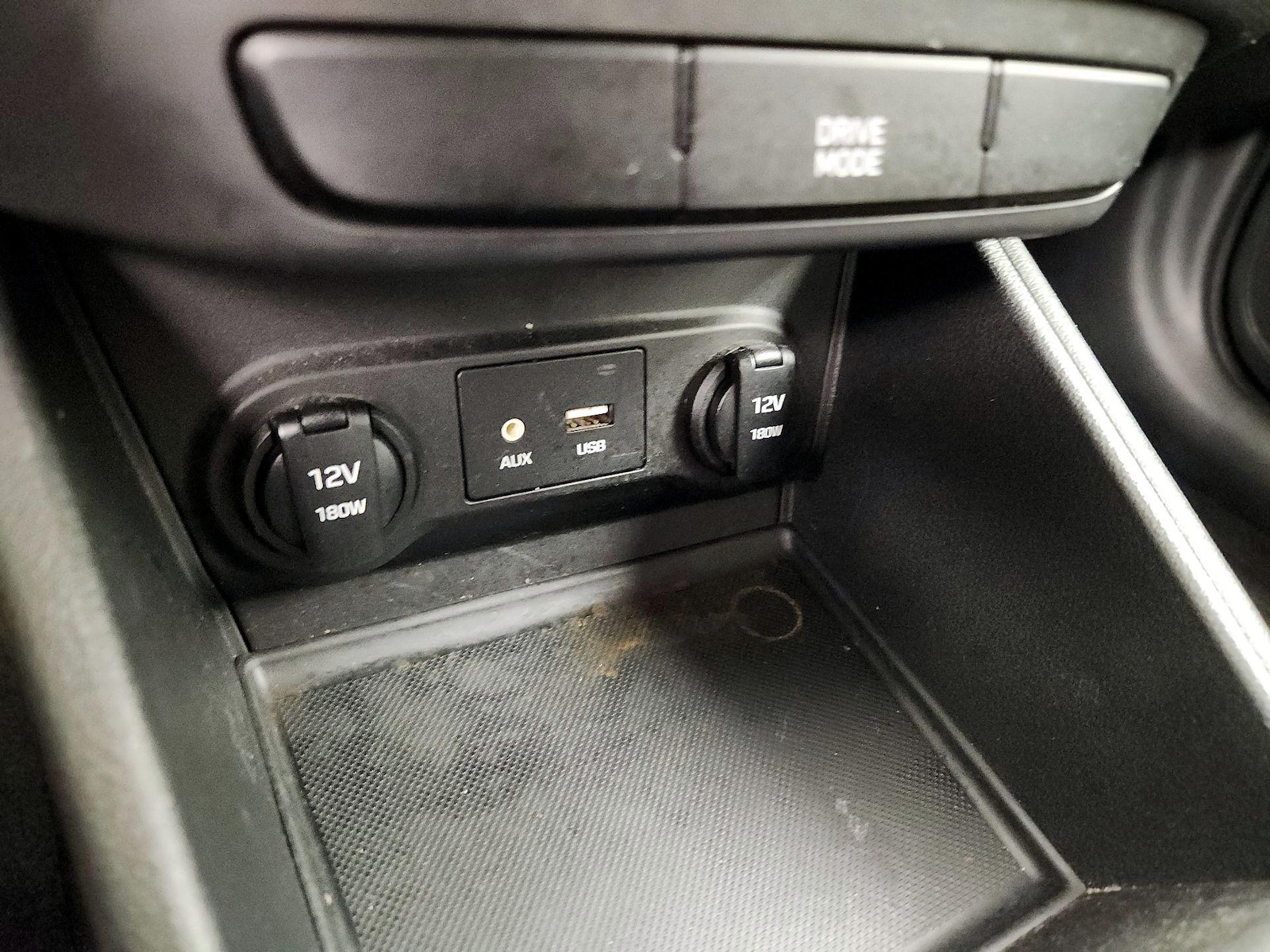 2022 Hyundai Accent SE - Photo 19