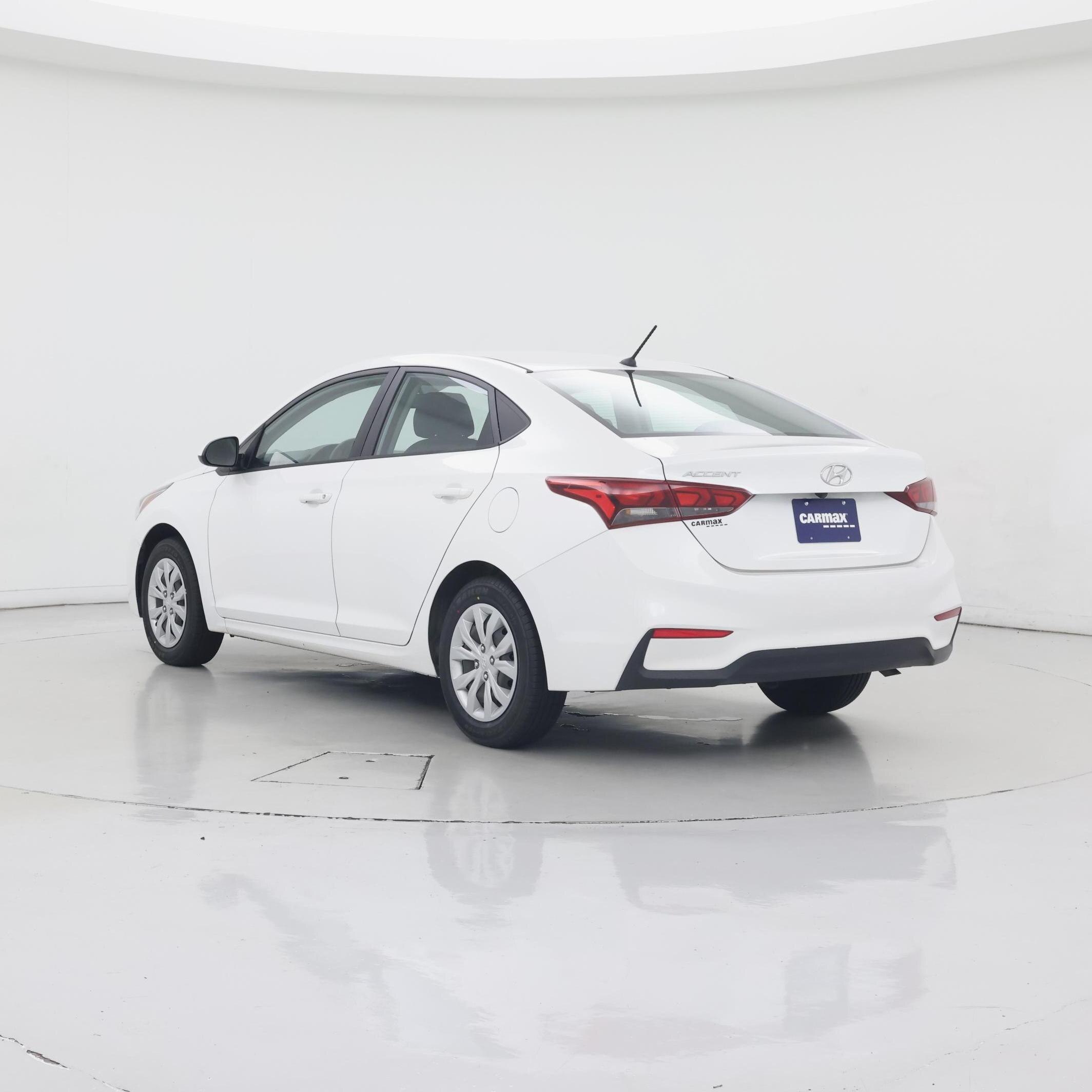 Thumbnail: 2022 Hyundai Accent - 2