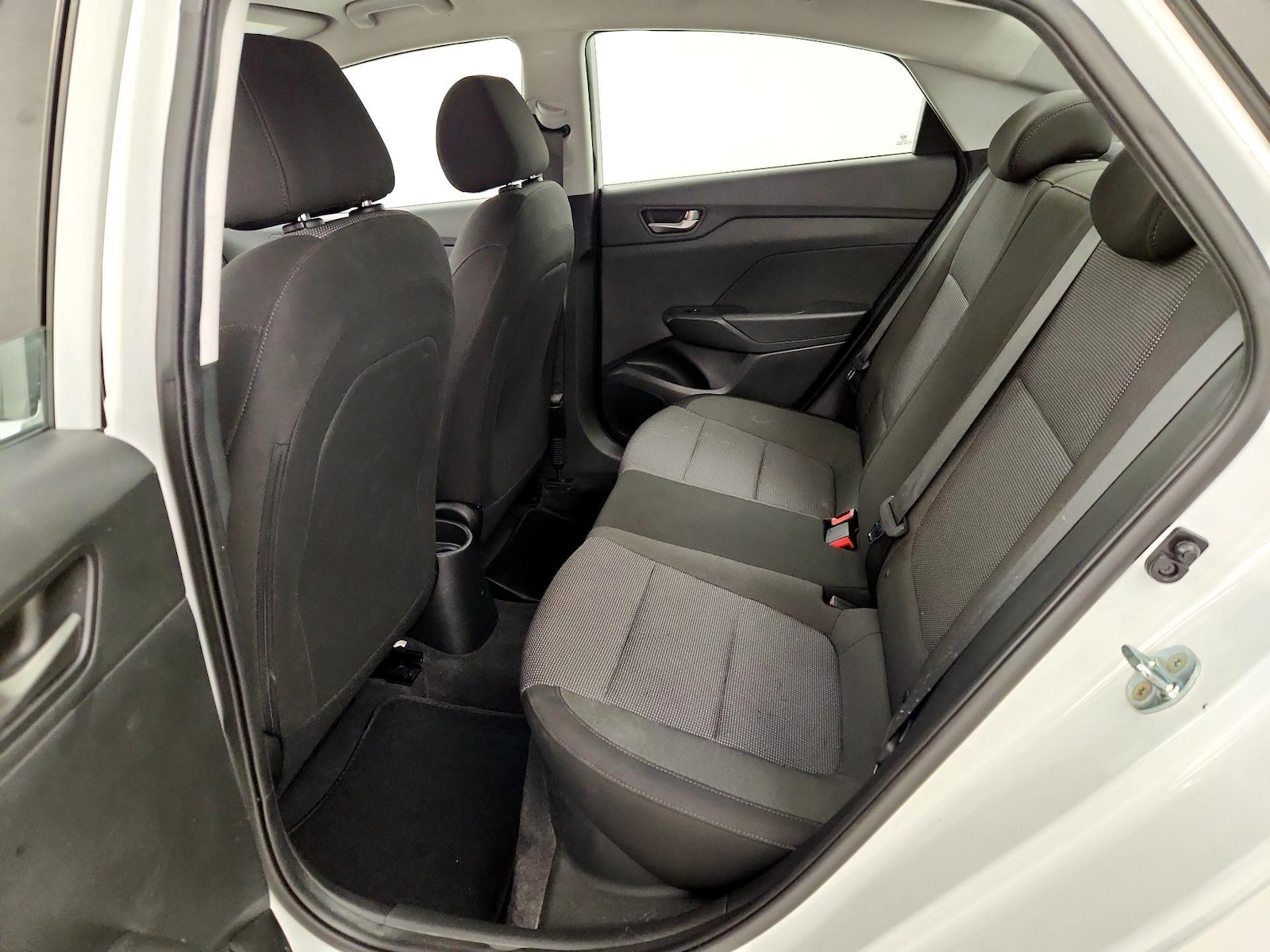 2022 Hyundai Accent SE - Photo 20