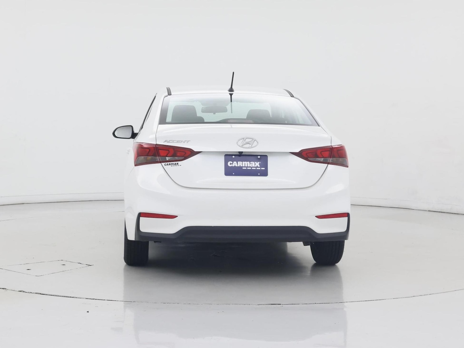 2022 Hyundai Accent SE - Photo 7