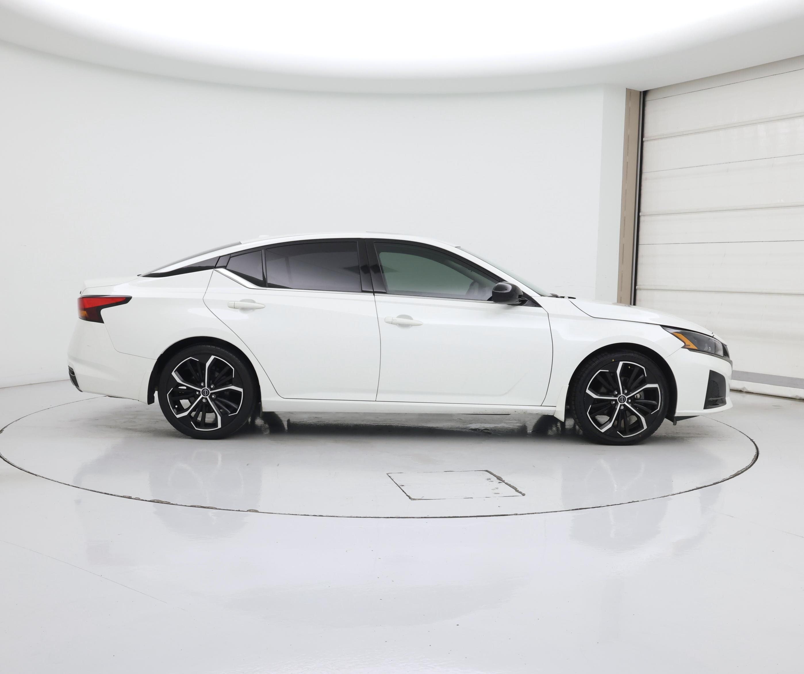 Thumbnail: 2024 Nissan Altima - 7