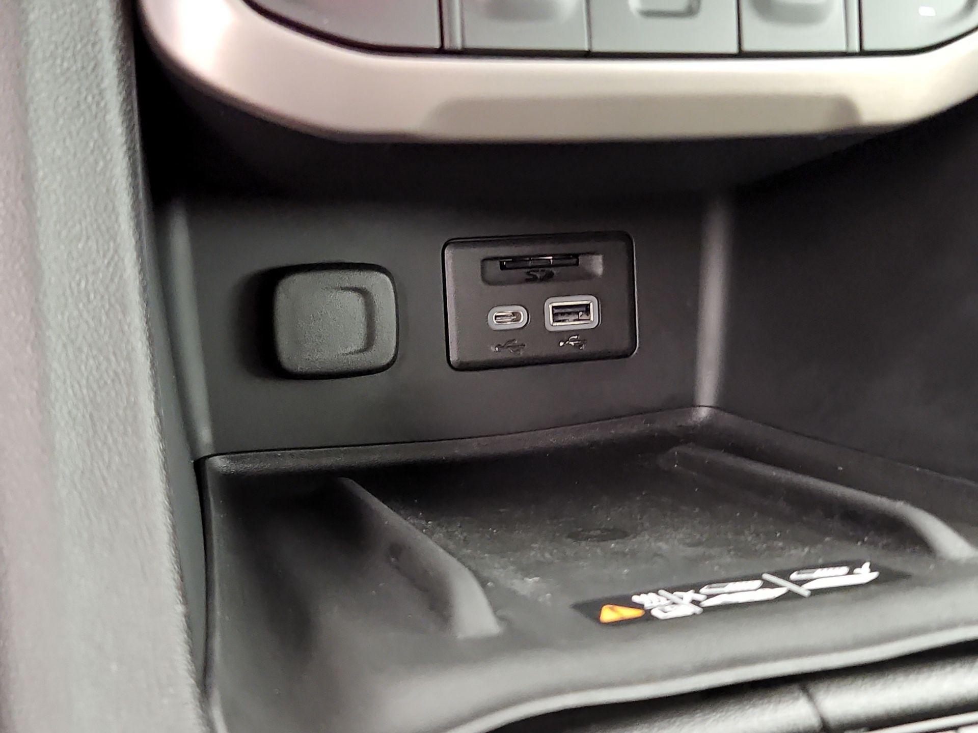 Thumbnail: 2021 GMC Acadia - 19