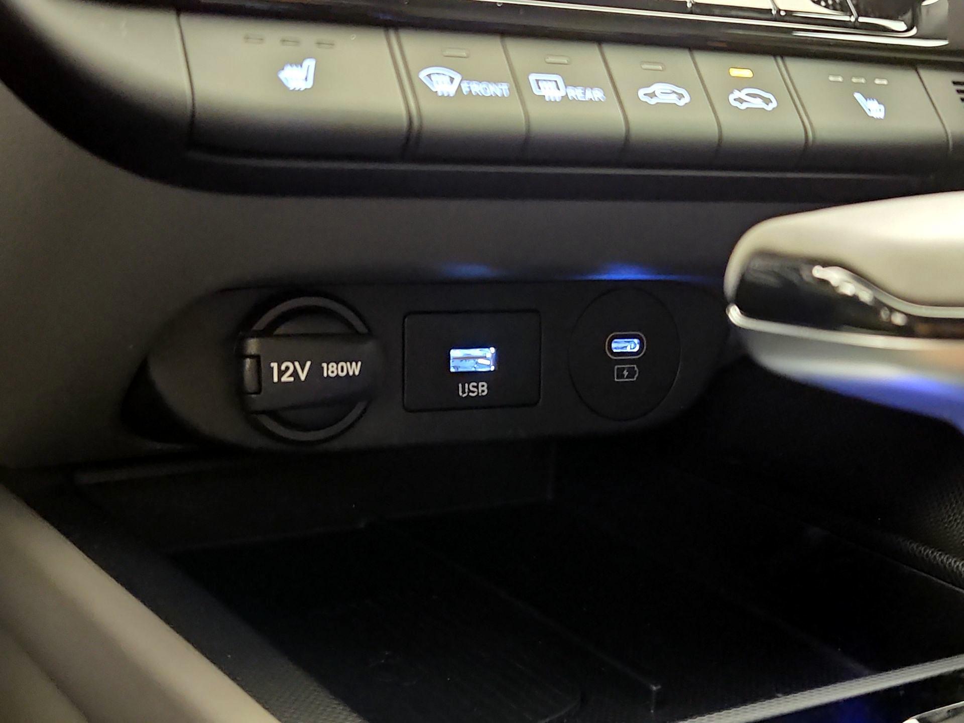 Thumbnail: 2024 Hyundai Elantra - 19