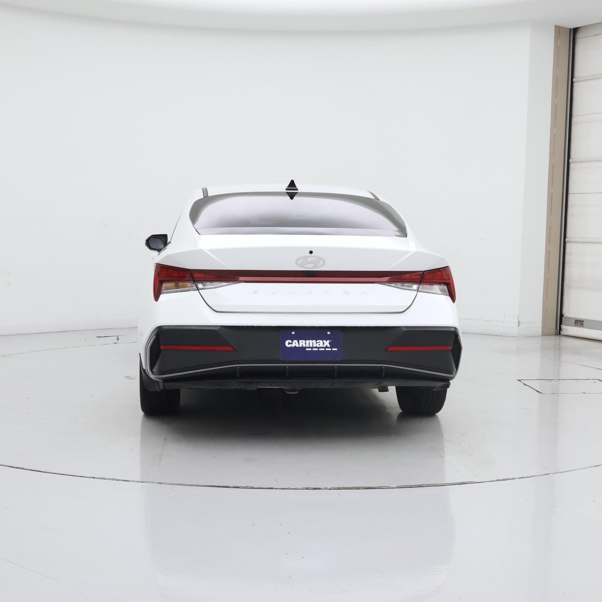 Thumbnail: 2024 Hyundai Elantra - 6