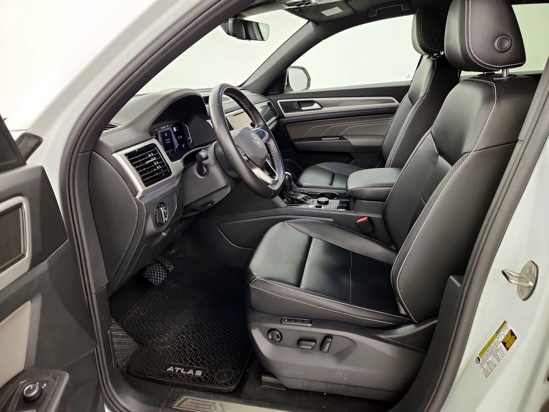 Thumbnail: 2022 Volkswagen Atlas - 11