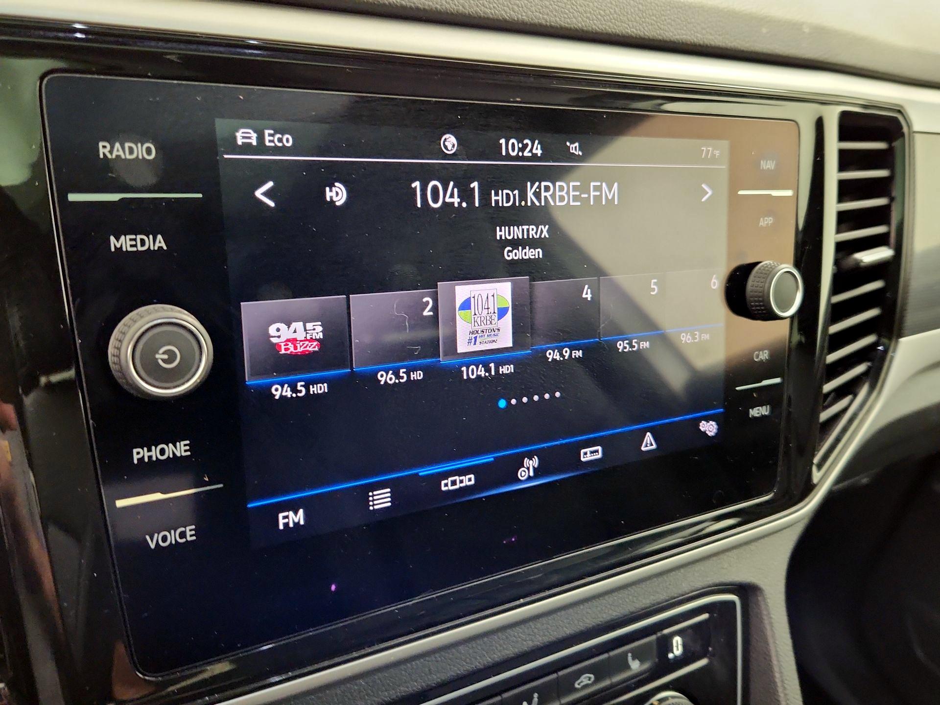 Thumbnail: 2022 Volkswagen Atlas - 15