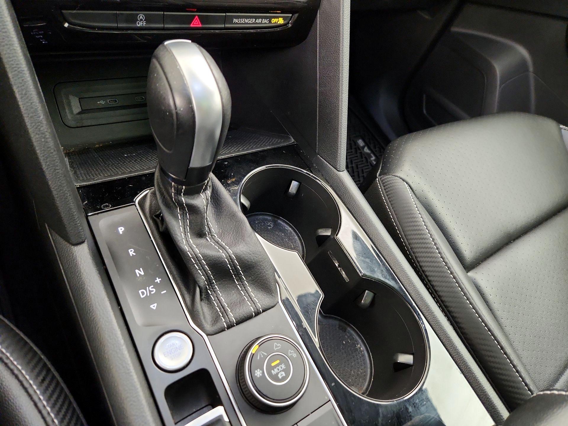 Thumbnail: 2022 Volkswagen Atlas - 17