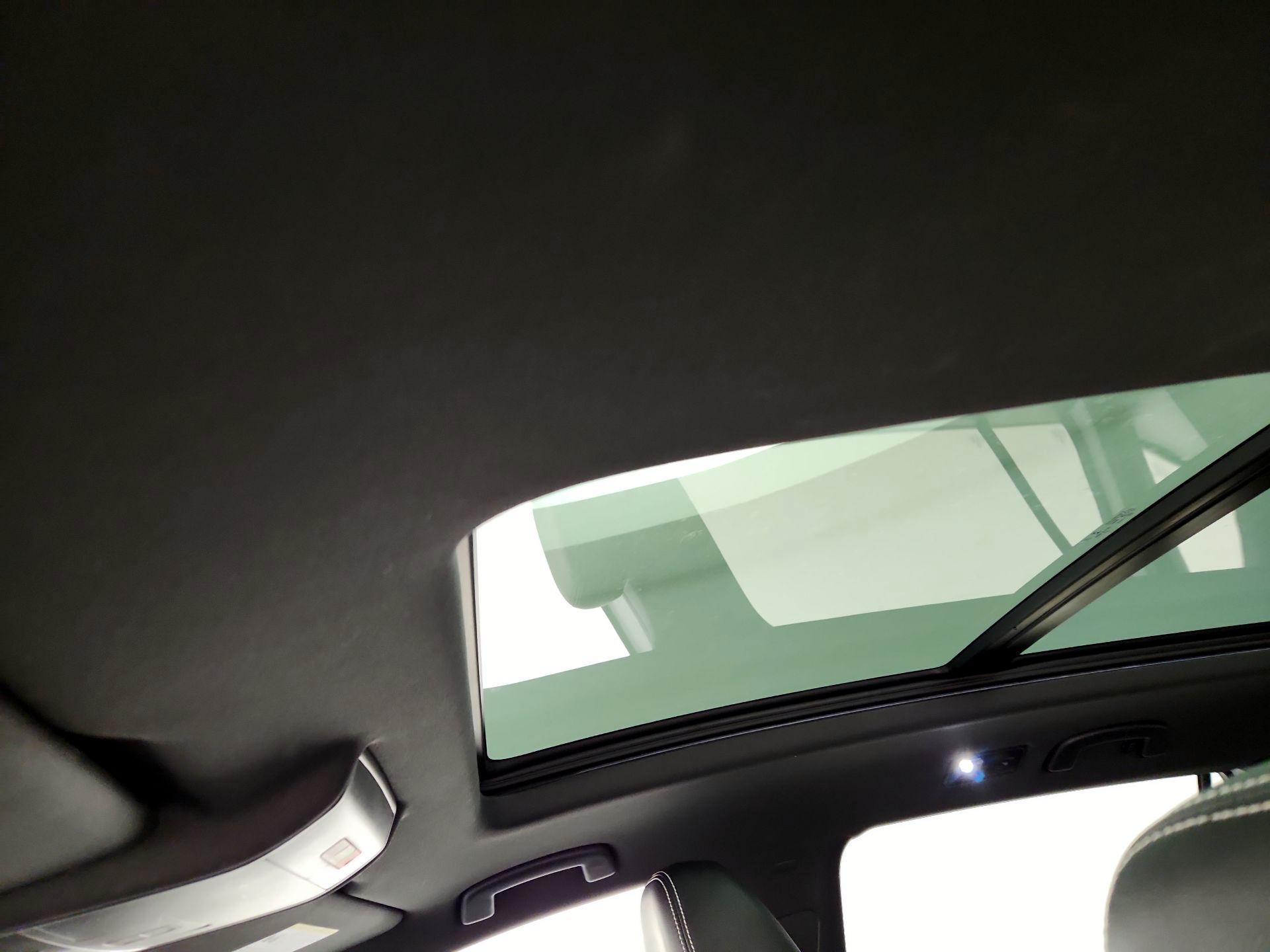 Thumbnail: 2022 Volkswagen Atlas - 19