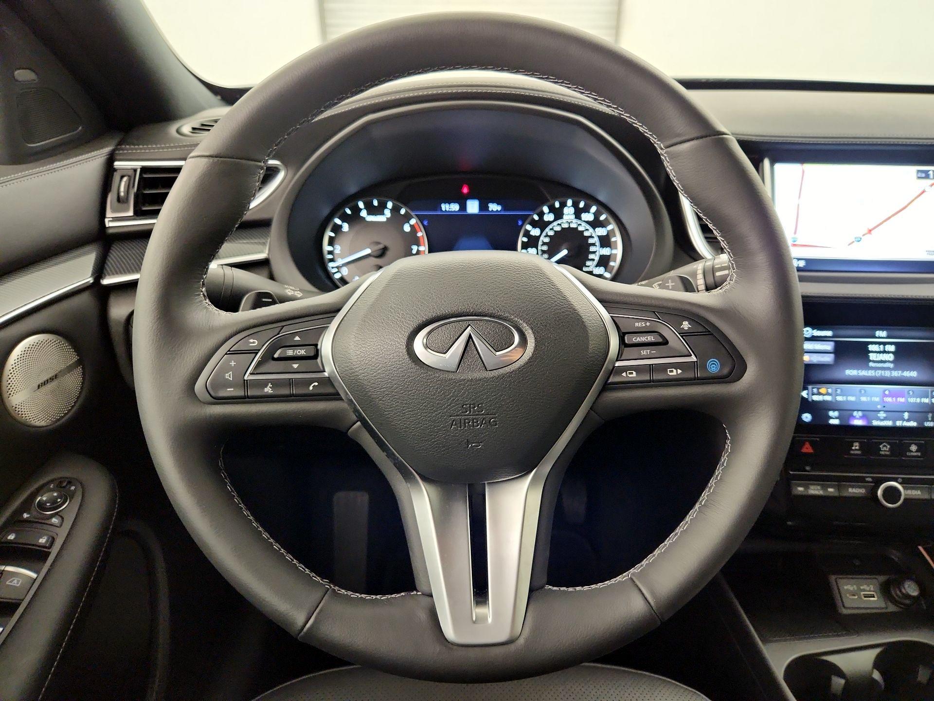 Thumbnail: 2023 INFINITI QX50 - 10