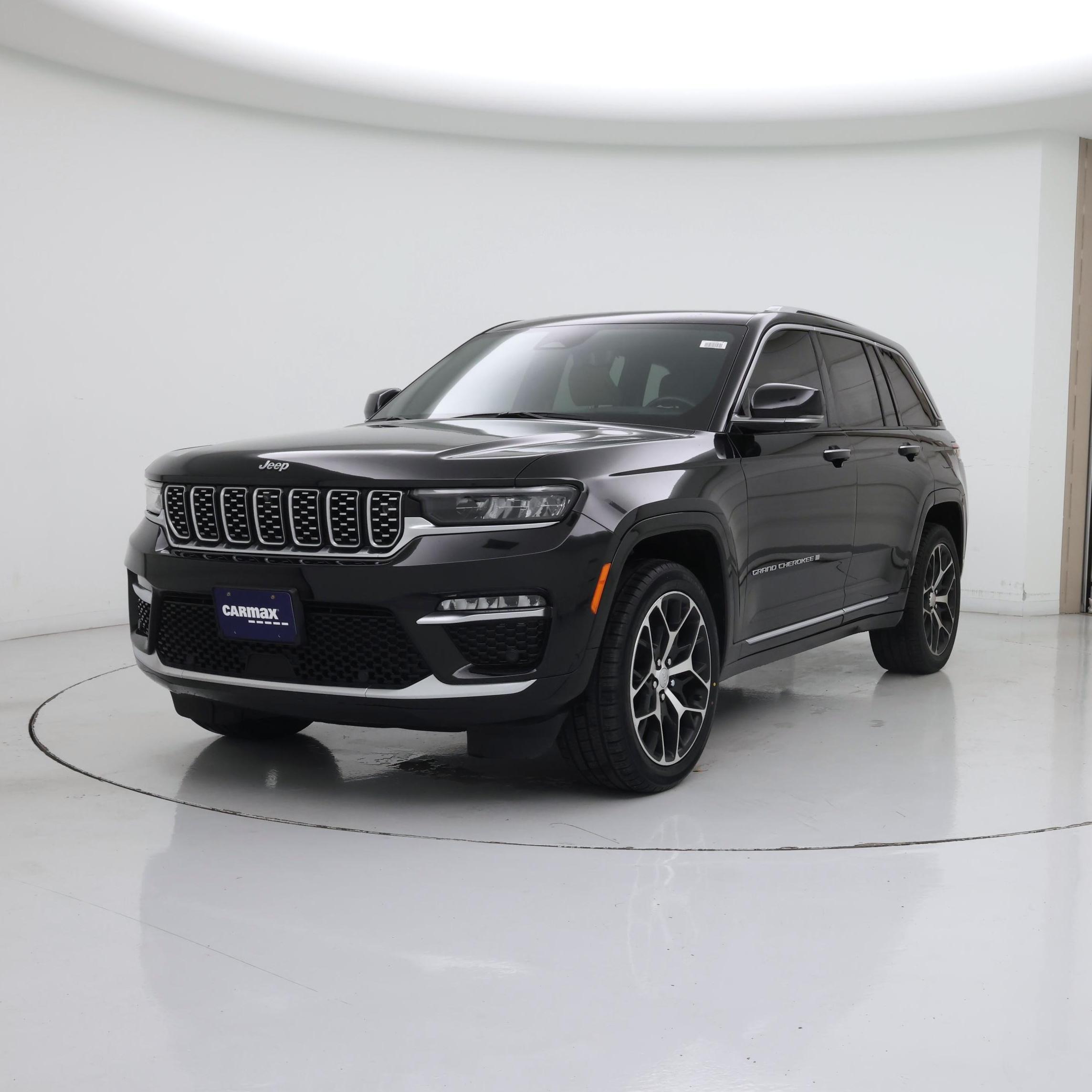 Thumbnail: 2023 Jeep Grand Cherokee - 4