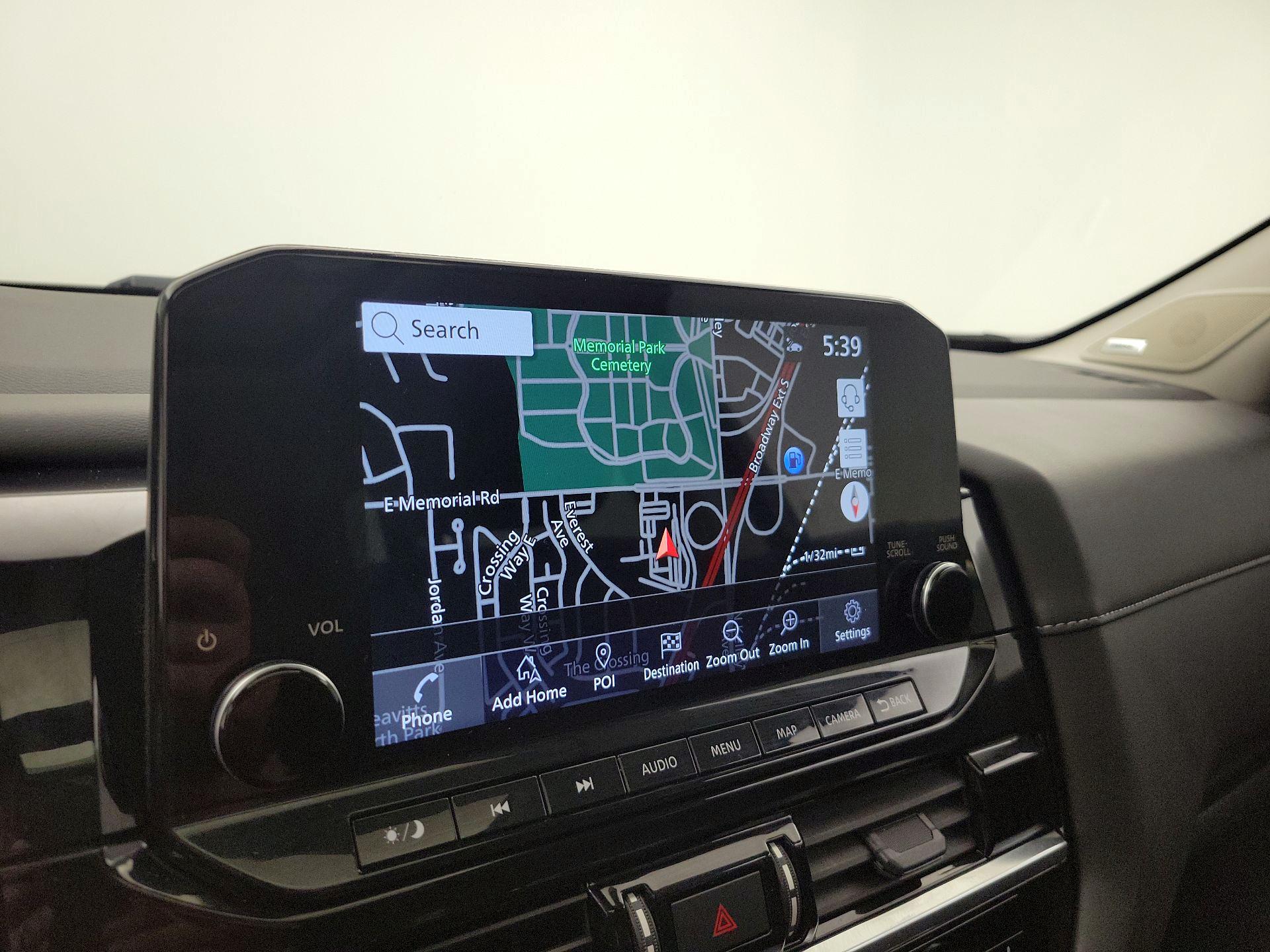 Thumbnail: 2023 Nissan Pathfinder - 14