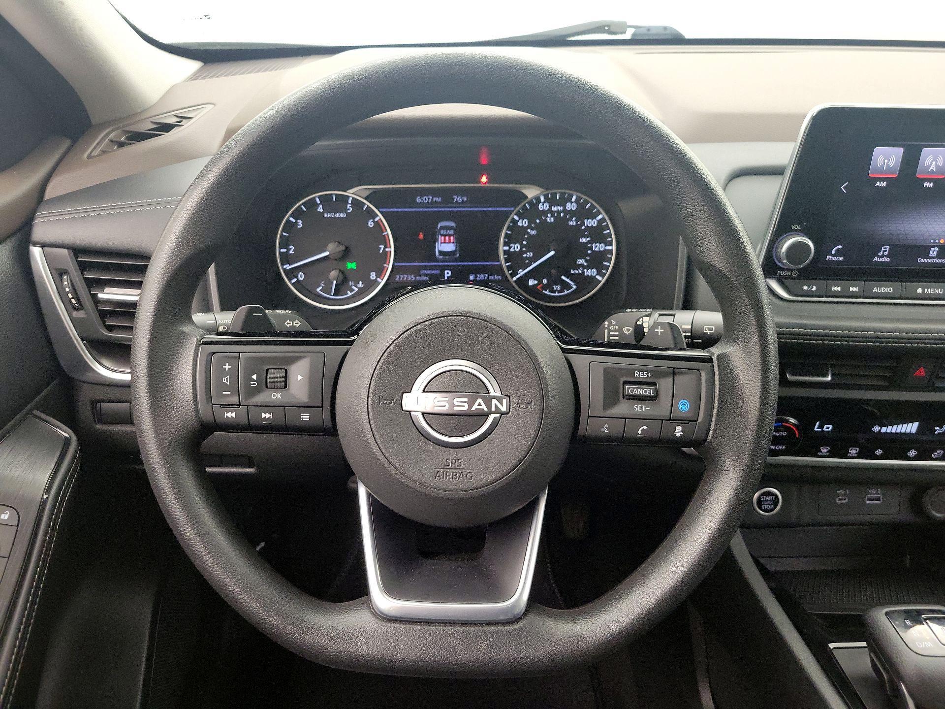 Thumbnail: 2023 Nissan Rogue - 10