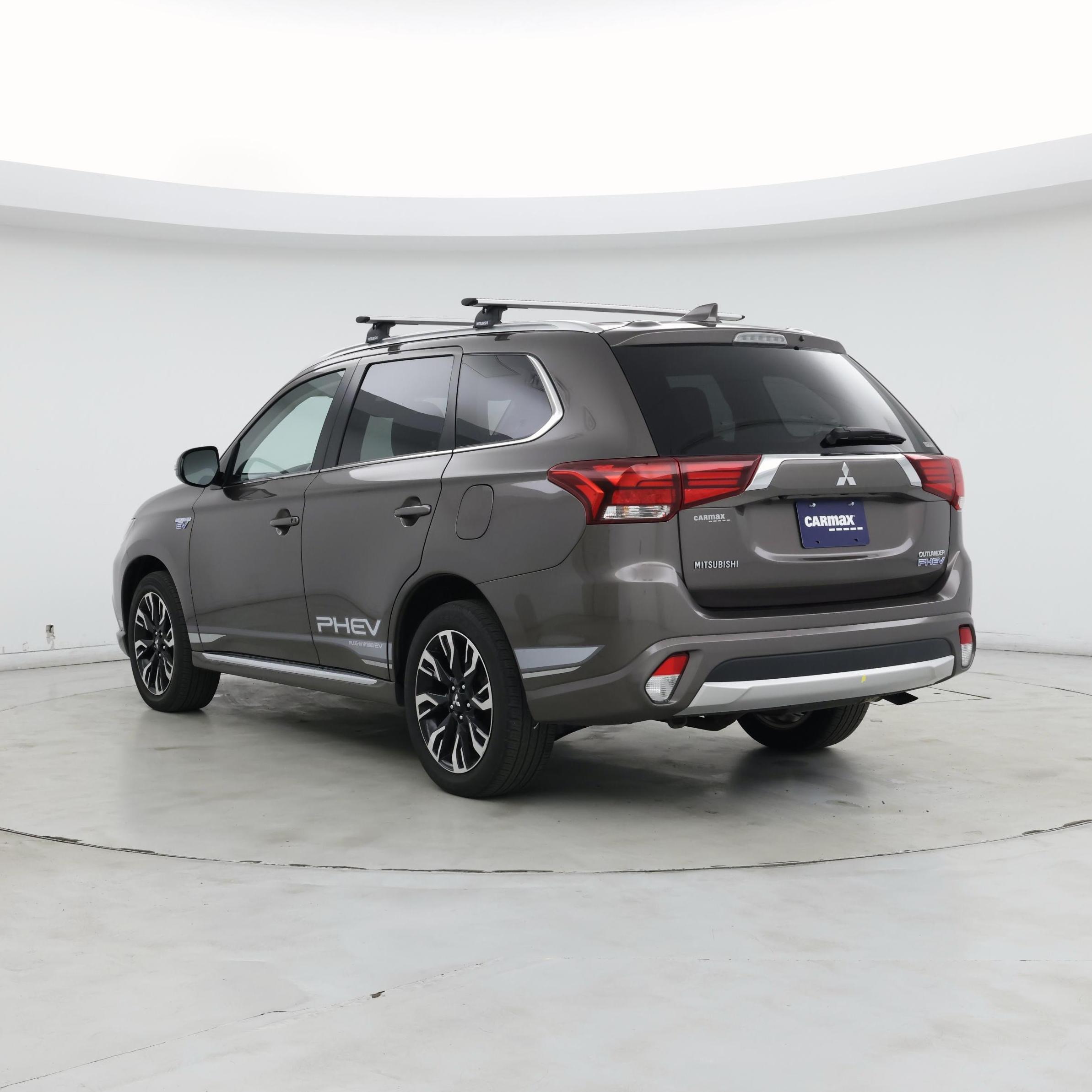Thumbnail: 2018 Mitsubishi Outlander - 2
