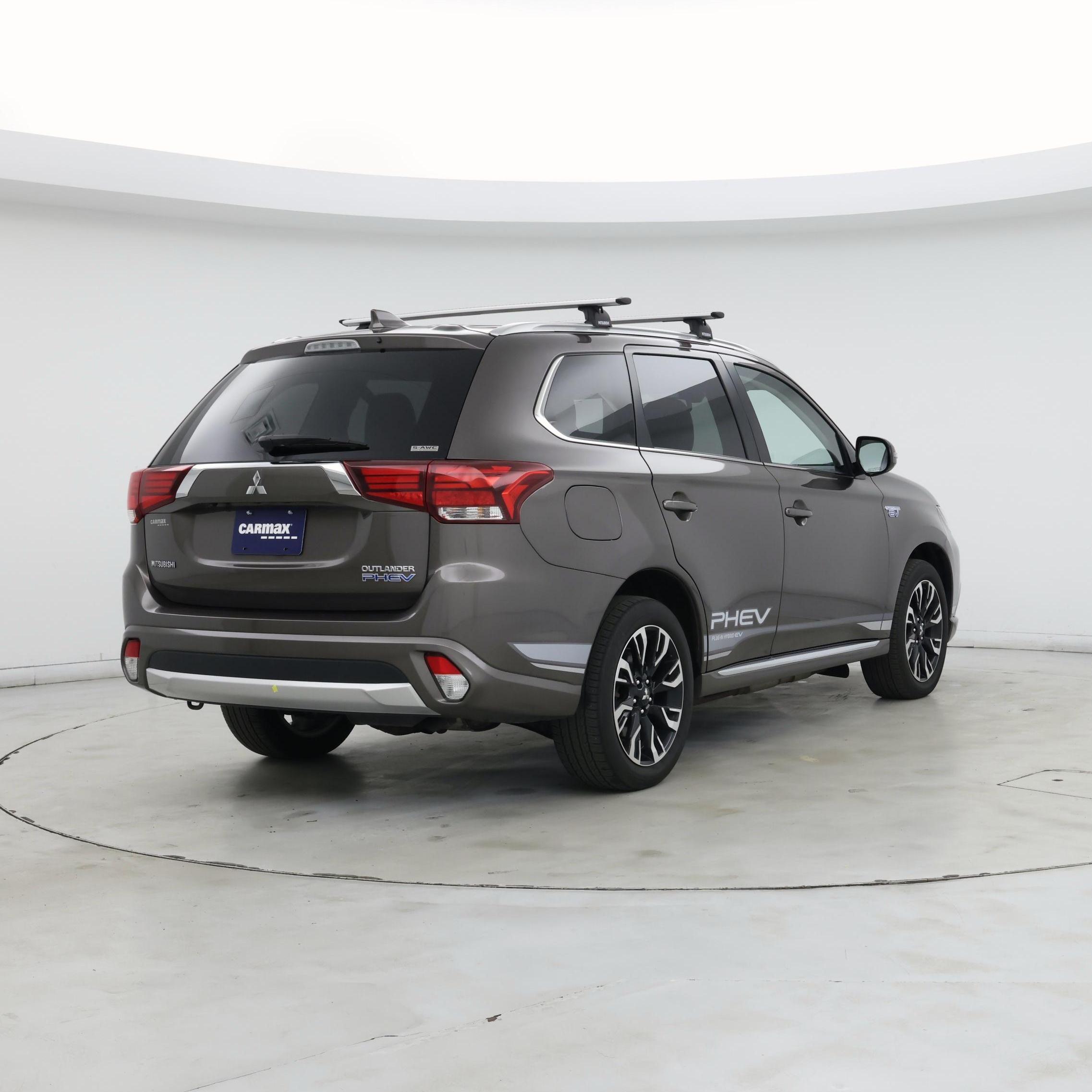 Thumbnail: 2018 Mitsubishi Outlander - 8