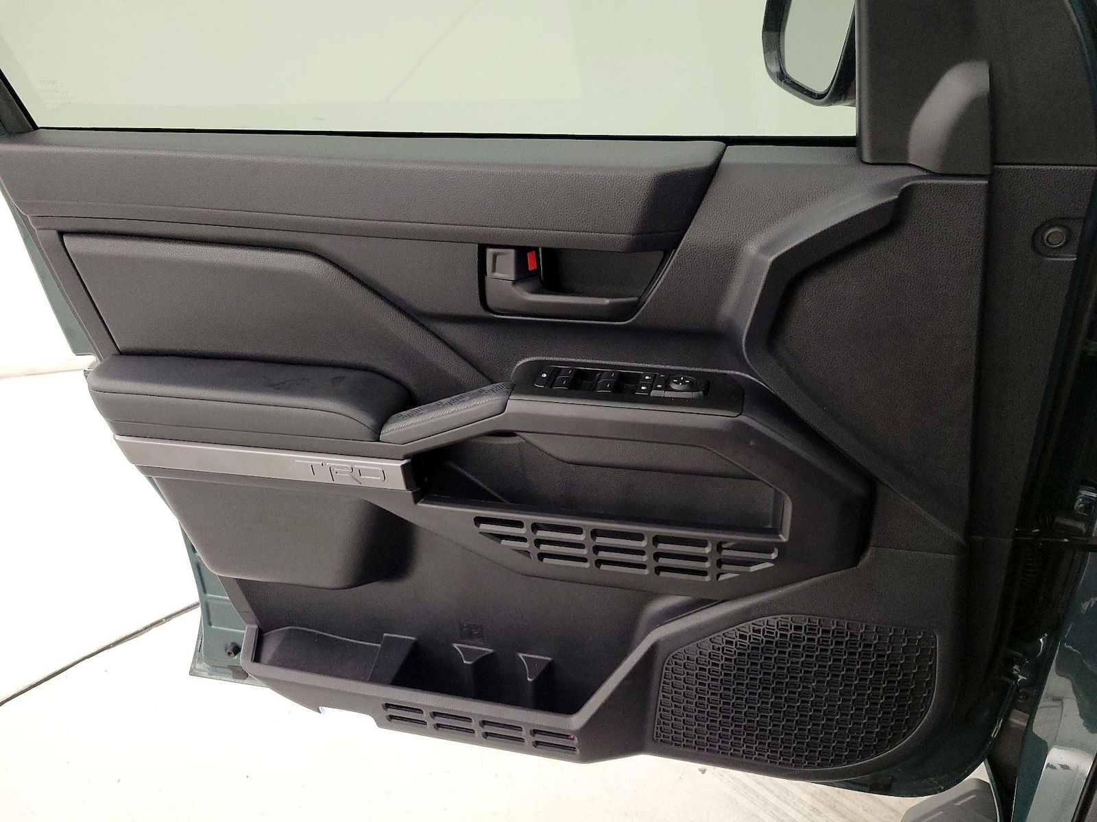 2025 Toyota 4Runner TRD Off-Road - Photo 13