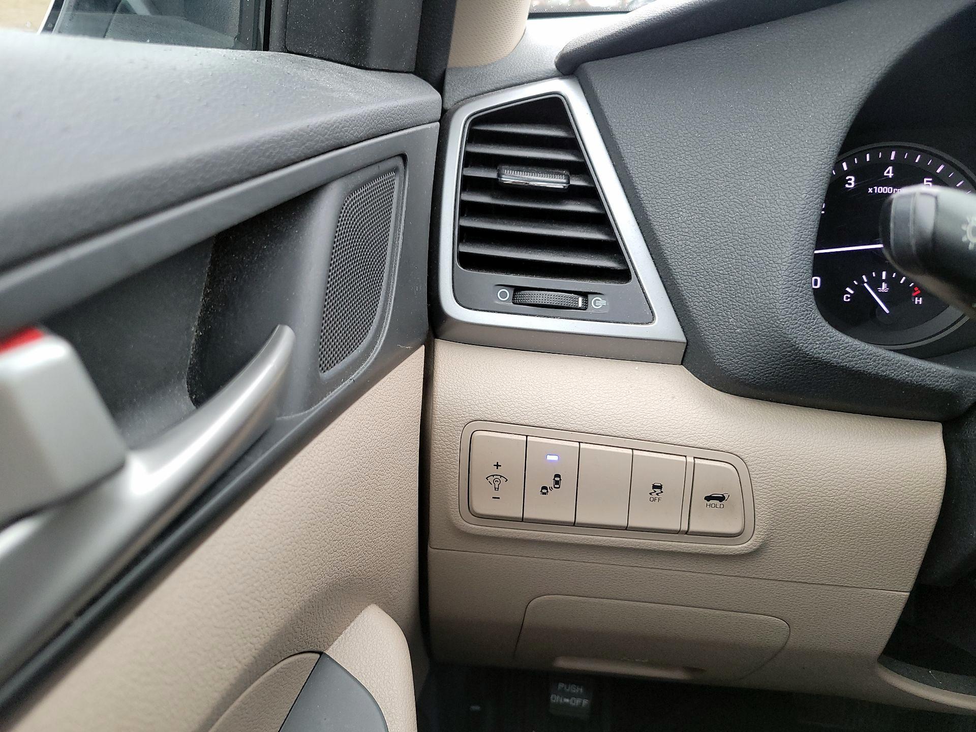 Thumbnail: 2018 Hyundai Tucson - 11