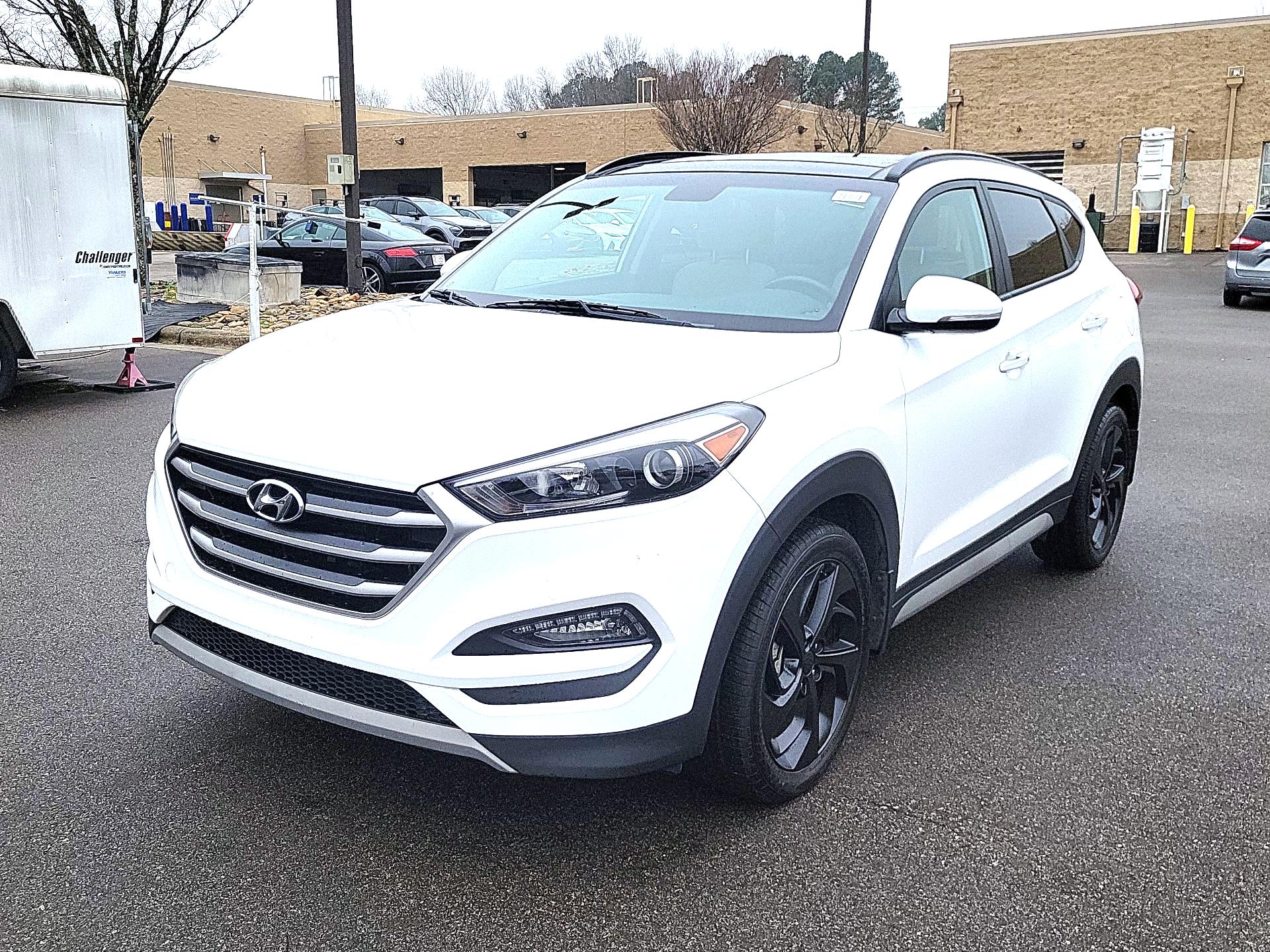 Thumbnail: 2018 Hyundai Tucson - 3