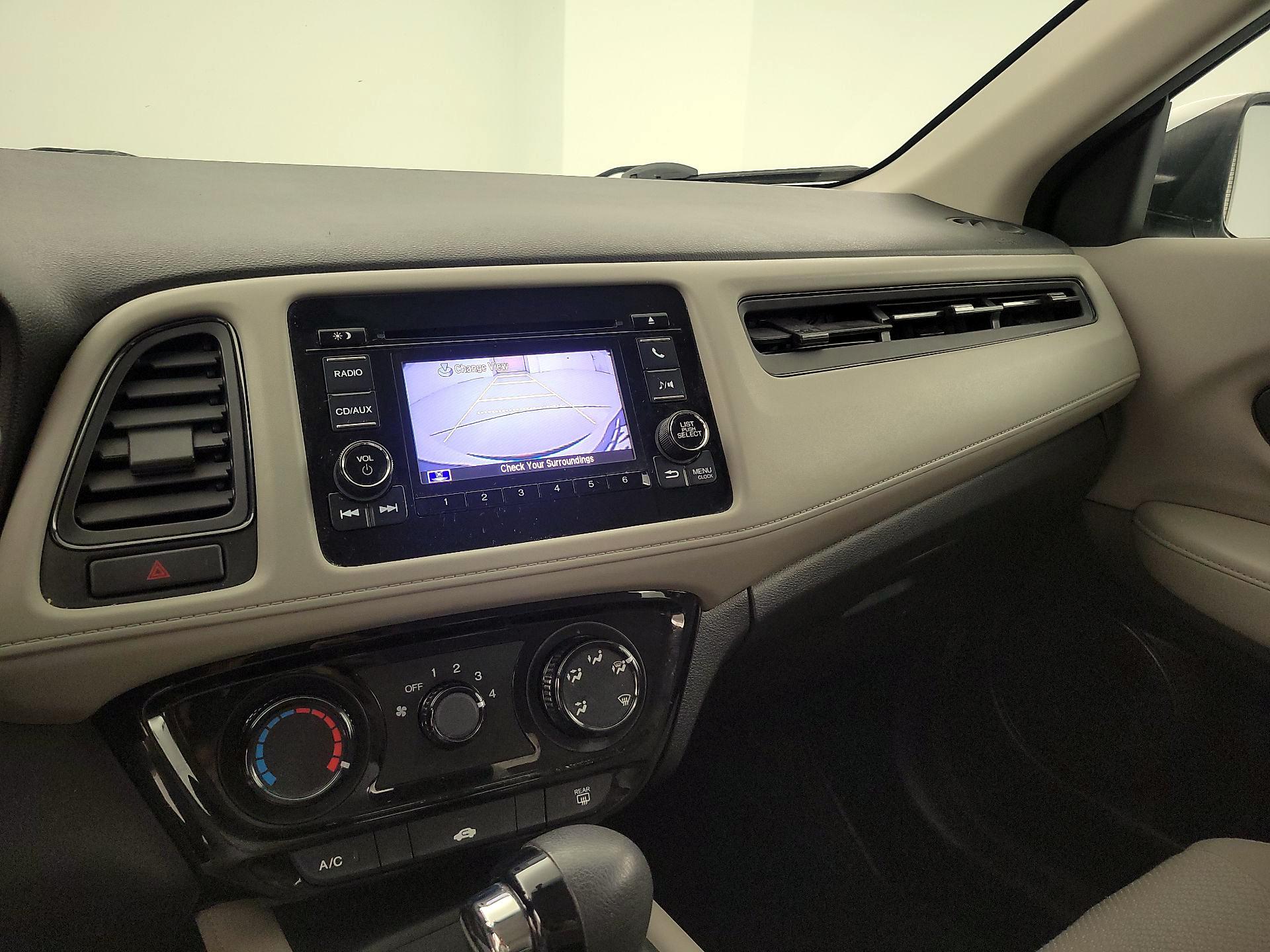 Thumbnail: 2016 Honda HR-V - 14