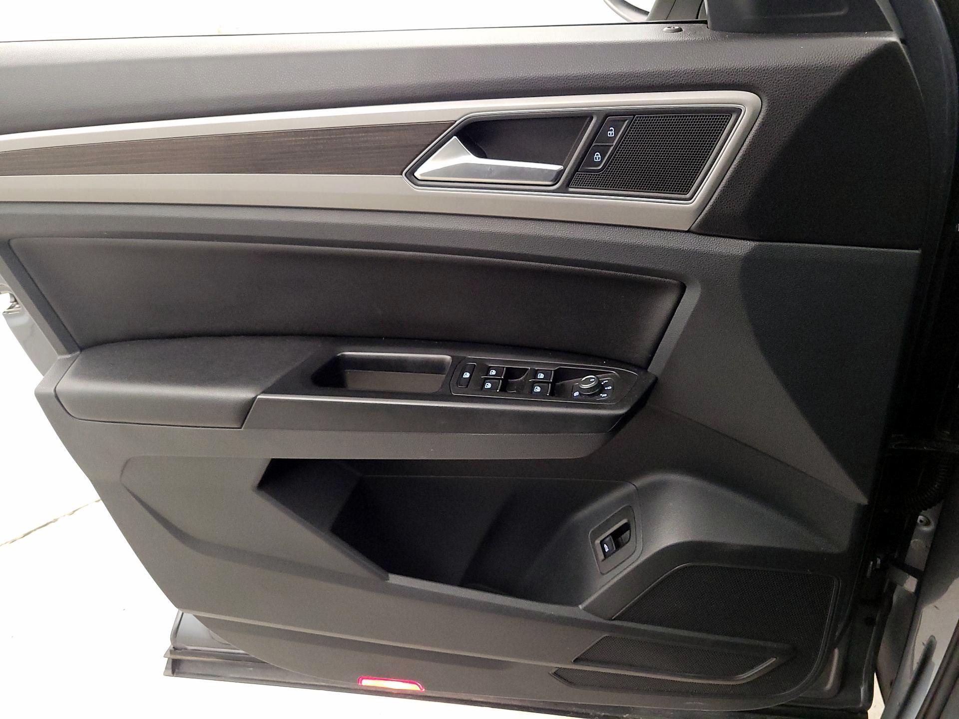 Thumbnail: 2019 Volkswagen Atlas - 12