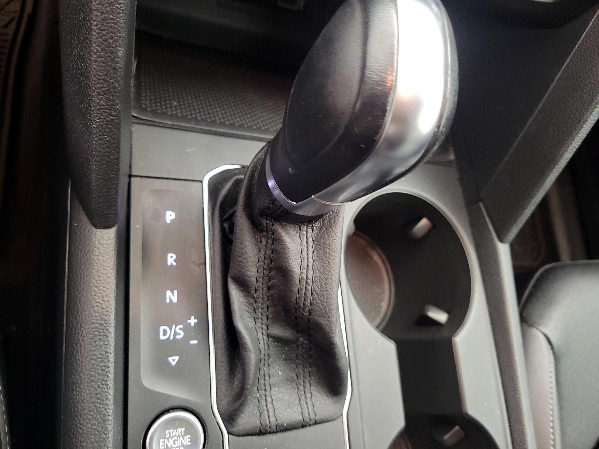 Thumbnail: 2019 Volkswagen Atlas - 17