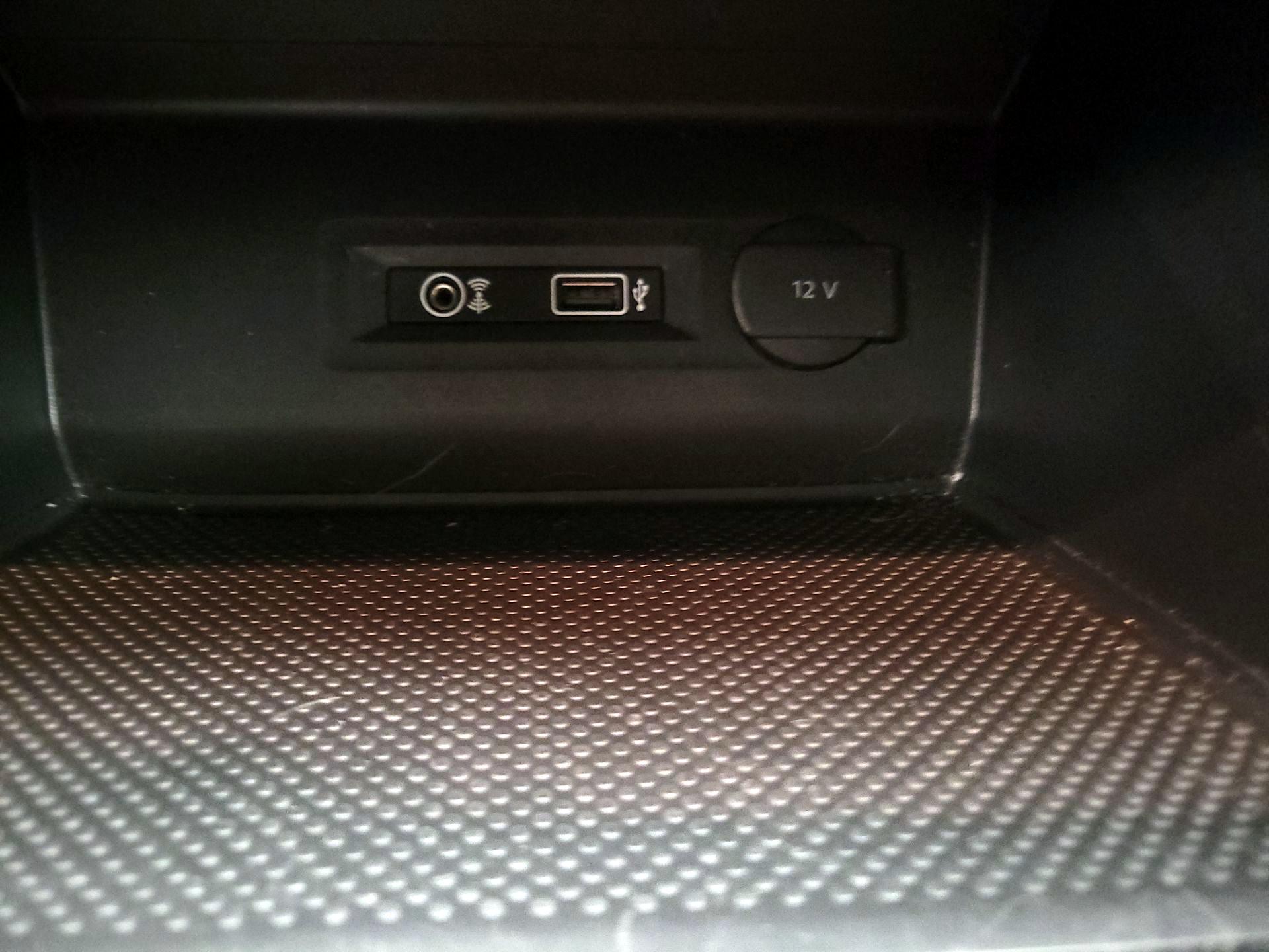 Thumbnail: 2019 Volkswagen Atlas - 18