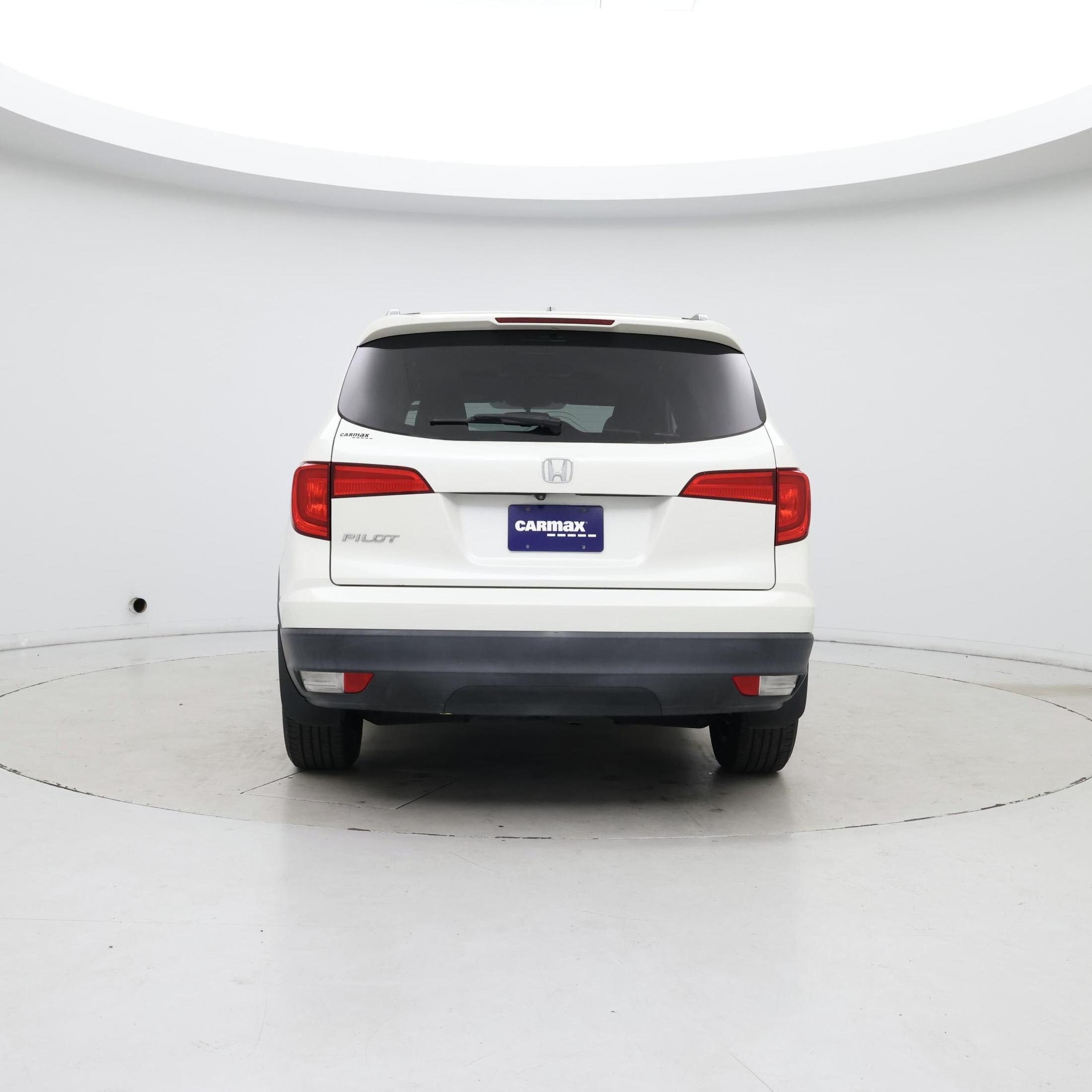 Thumbnail: 2017 Honda Pilot - 6