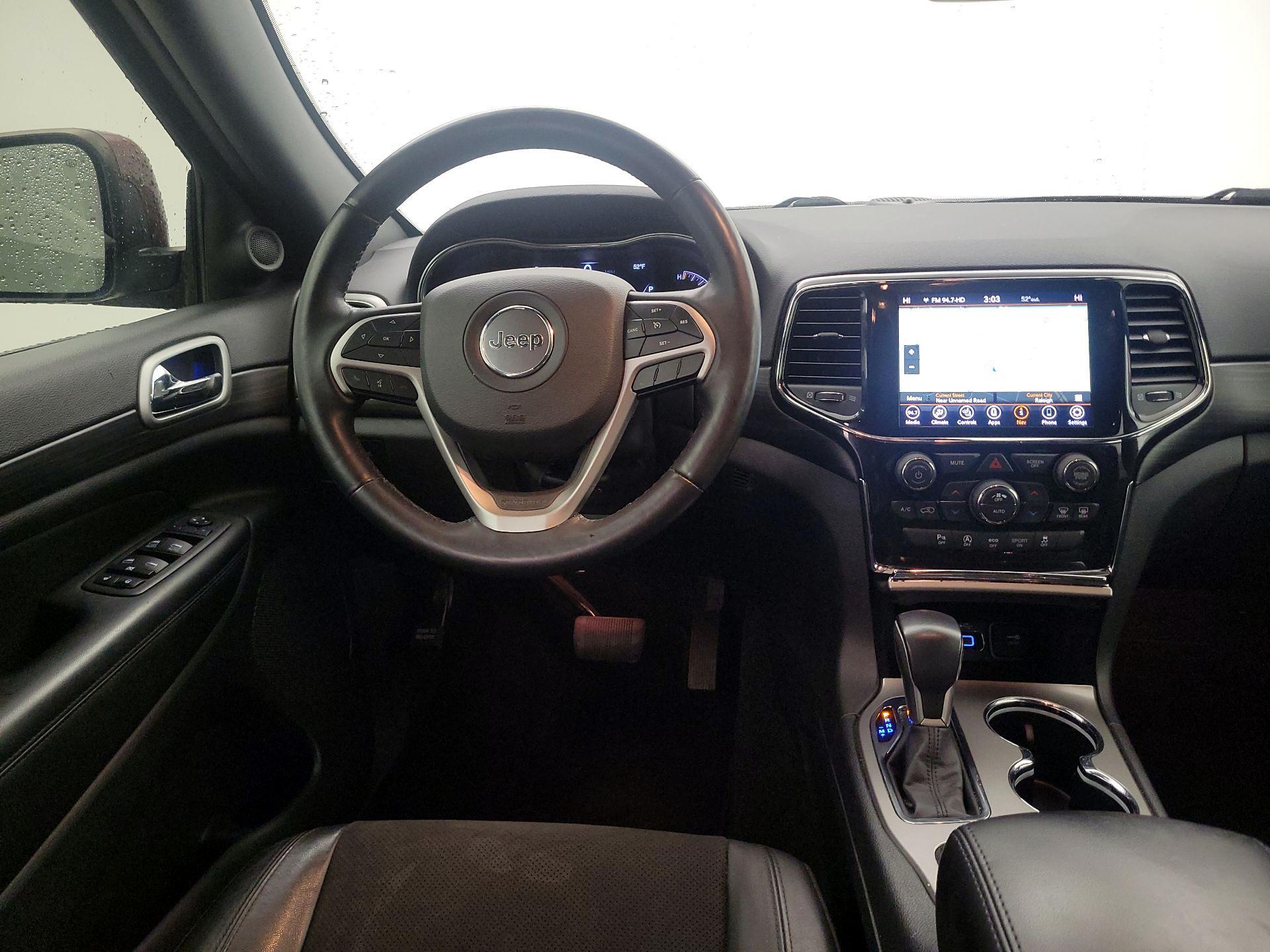 Thumbnail: 2022 Jeep Grand Cherokee - 10