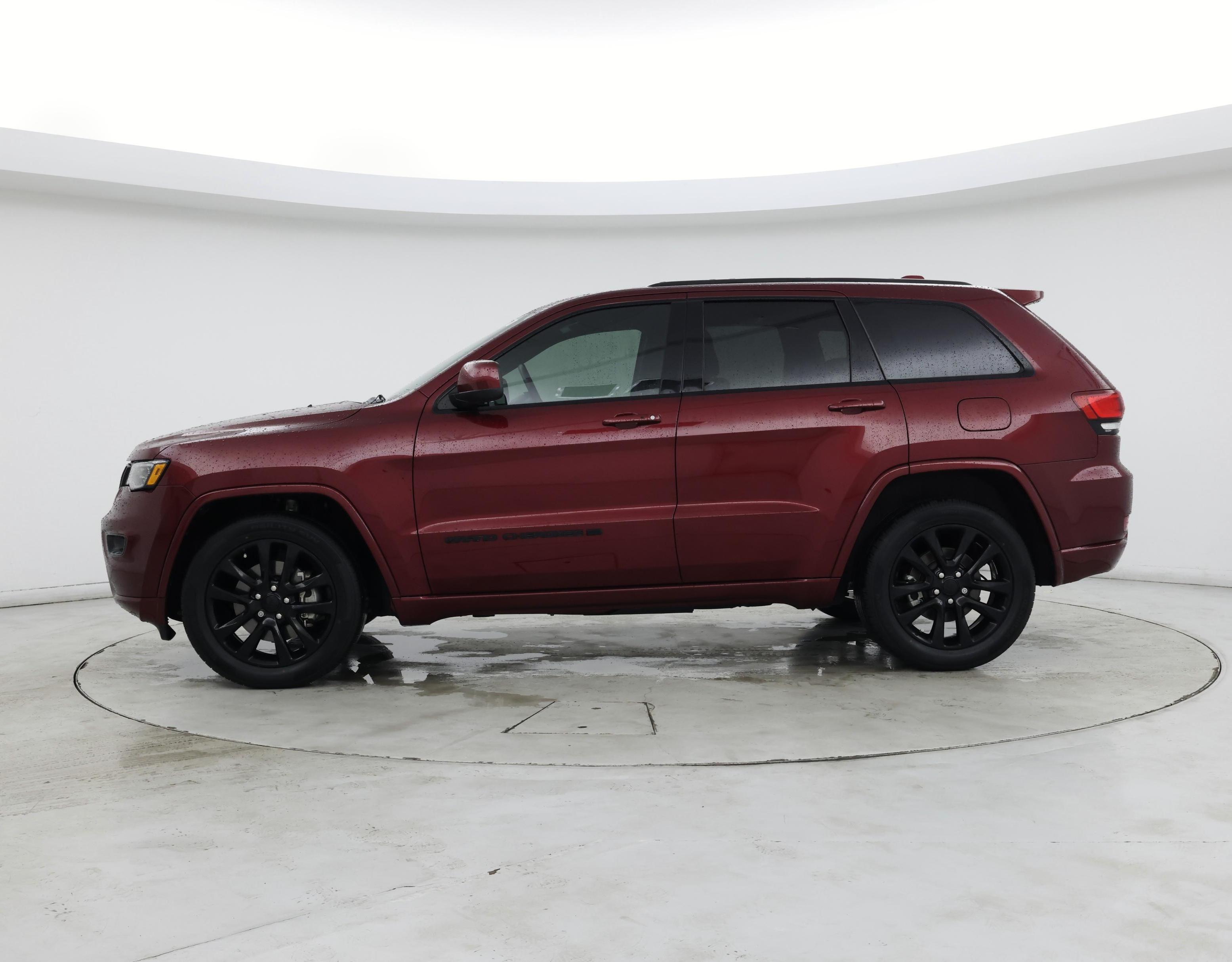 Thumbnail: 2022 Jeep Grand Cherokee - 3