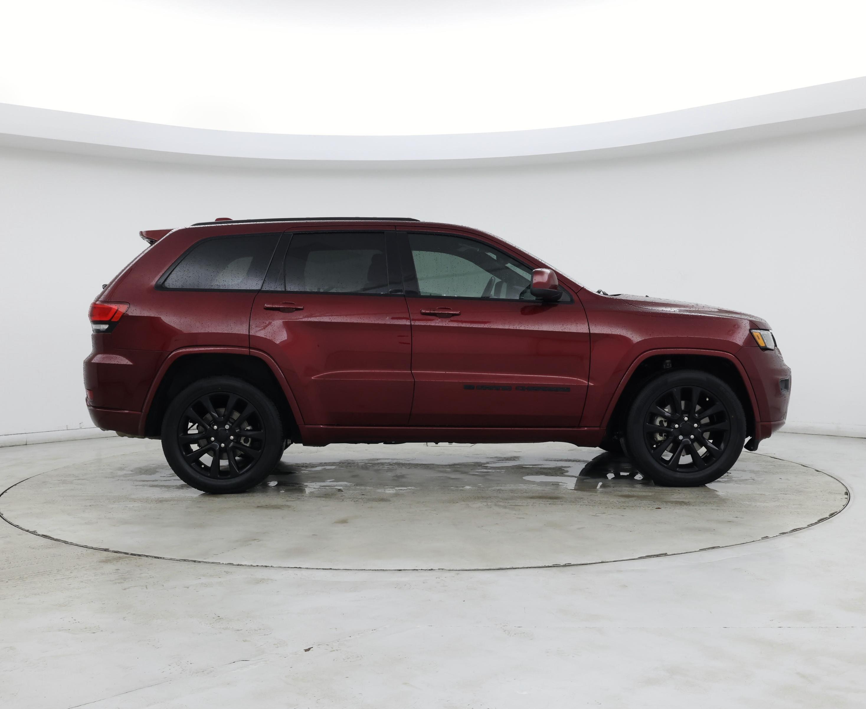 Thumbnail: 2022 Jeep Grand Cherokee - 7