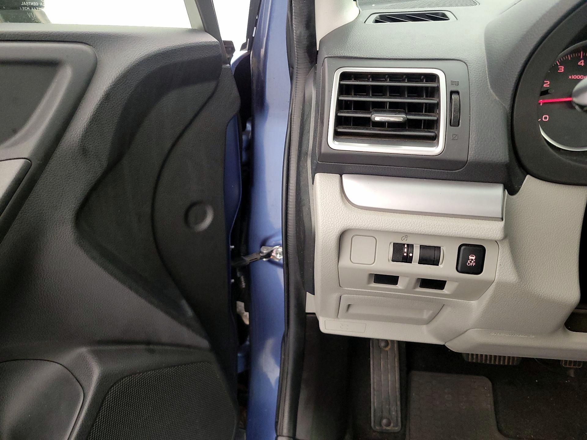 Thumbnail: 2016 Subaru Forester - 13