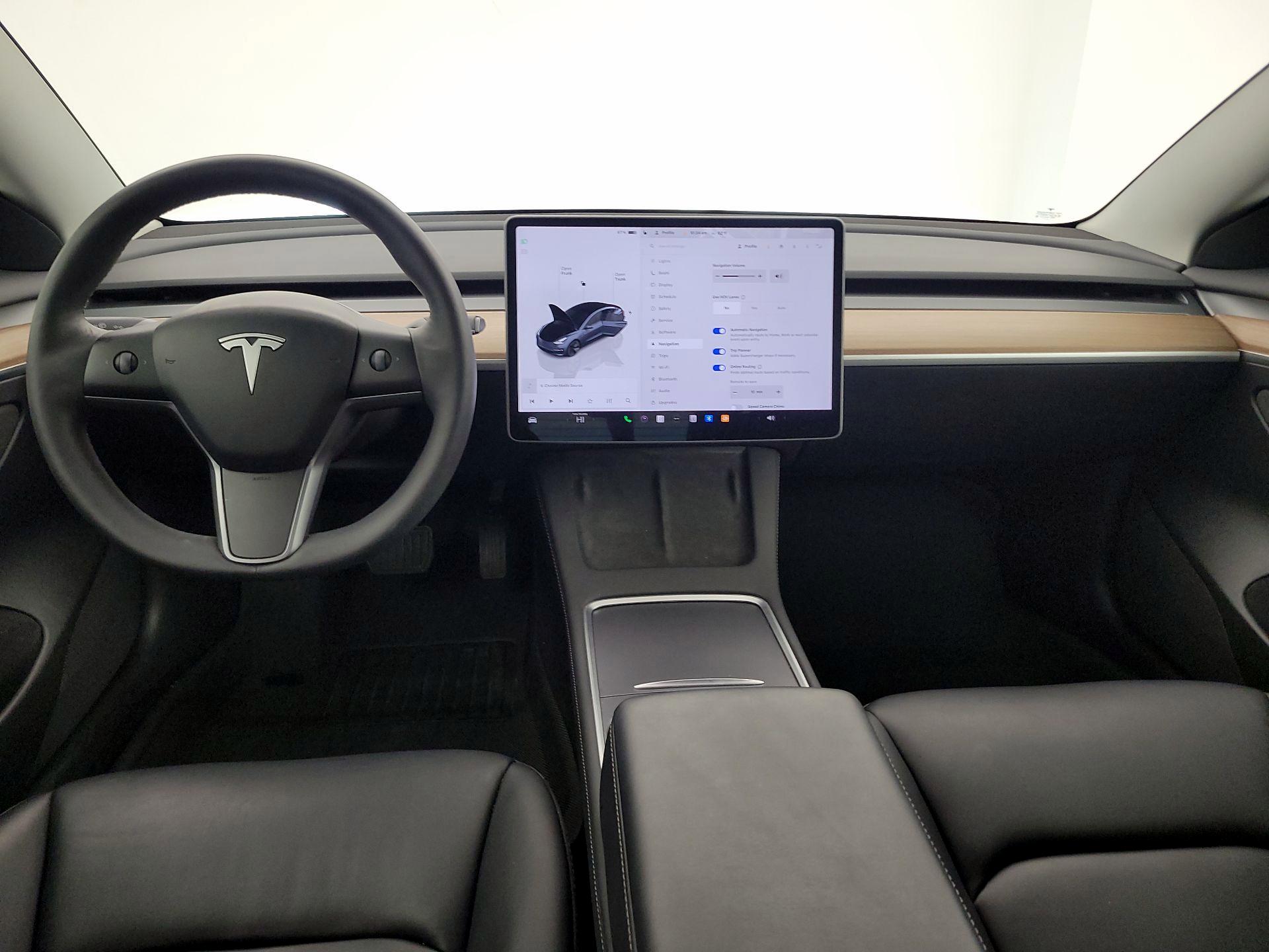 Thumbnail: 2023 Tesla Model 3 - 9