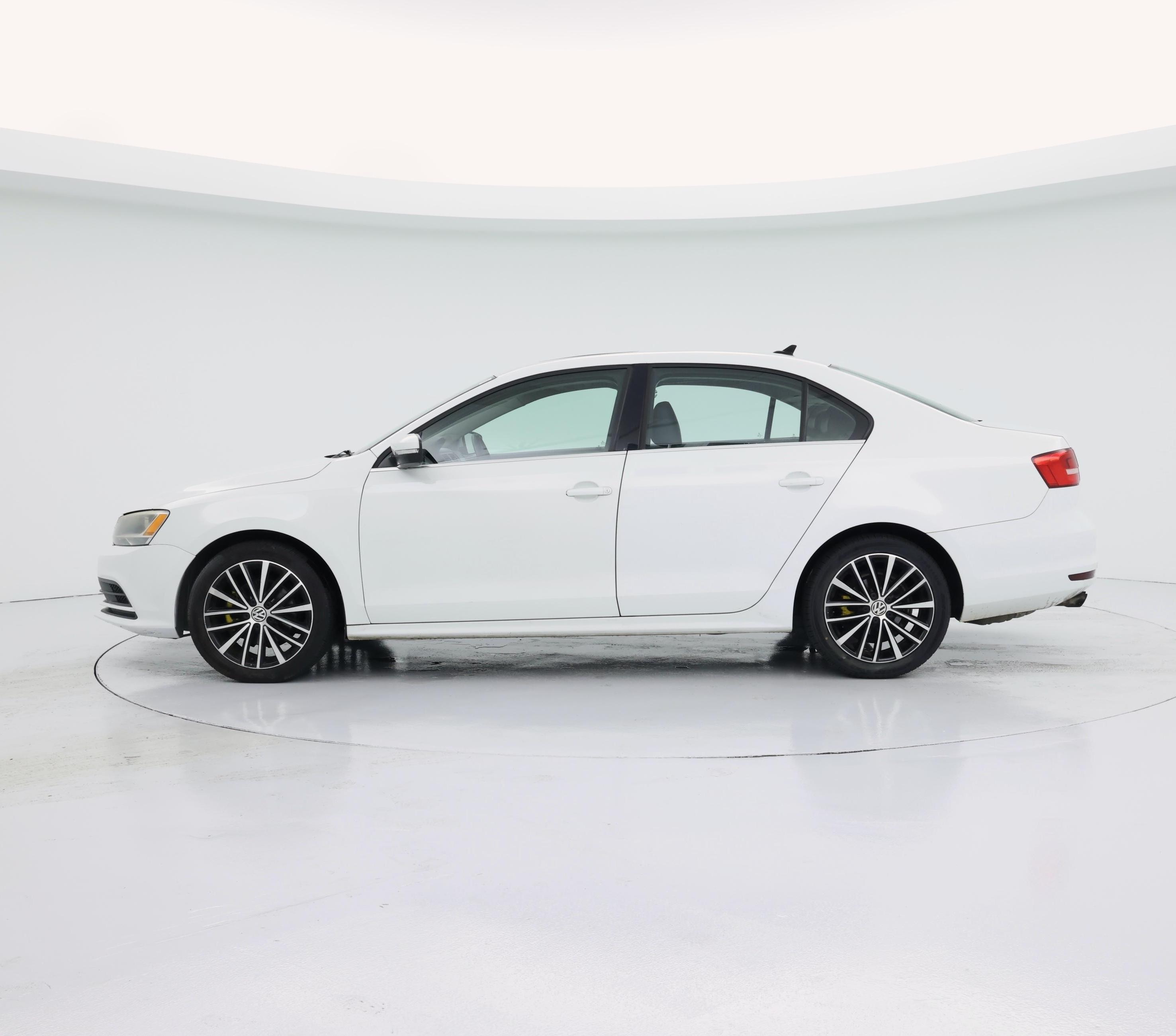 Thumbnail: 2015 Volkswagen Jetta - 3