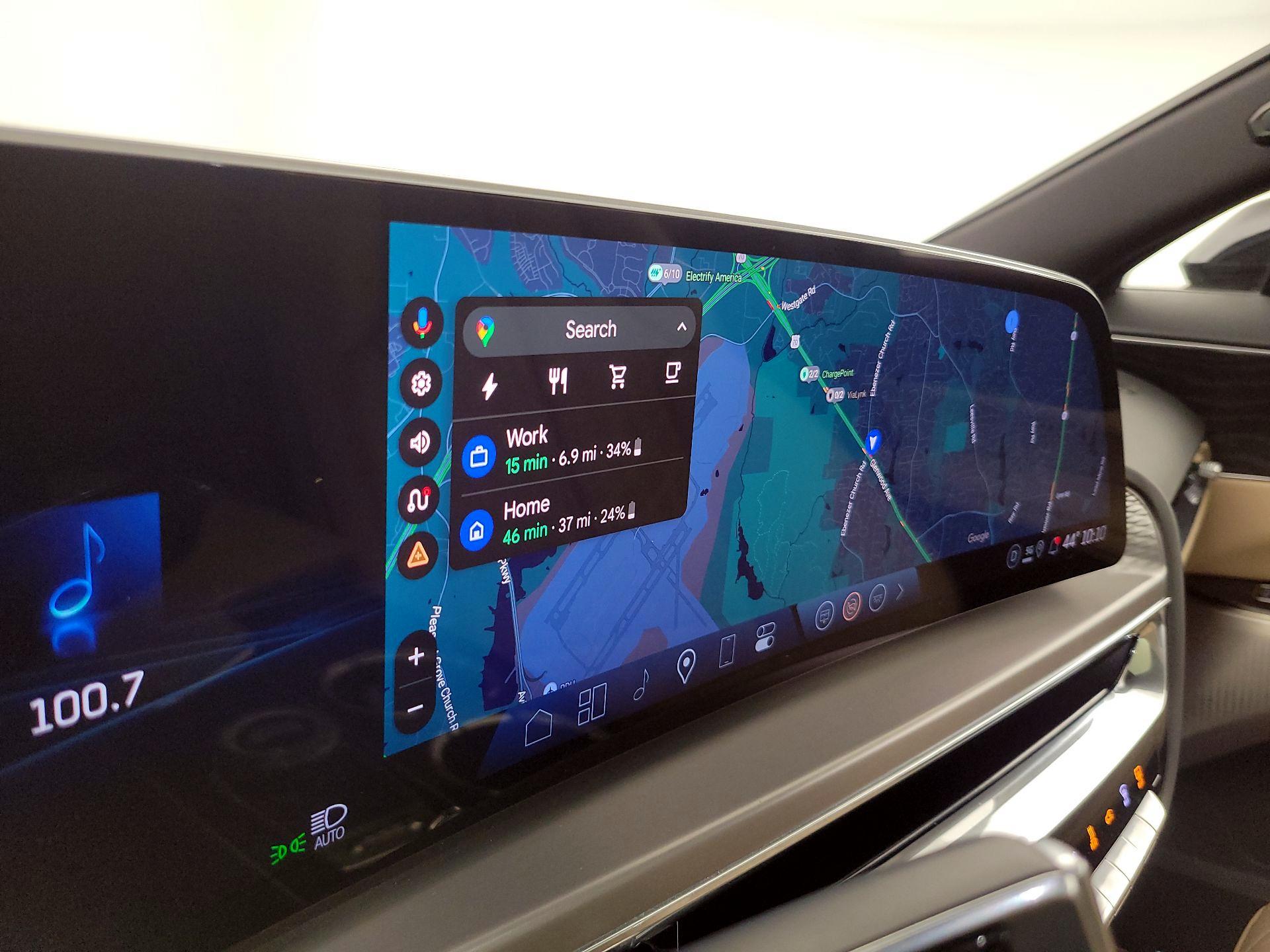 Thumbnail: 2024 Cadillac Lyriq - 14