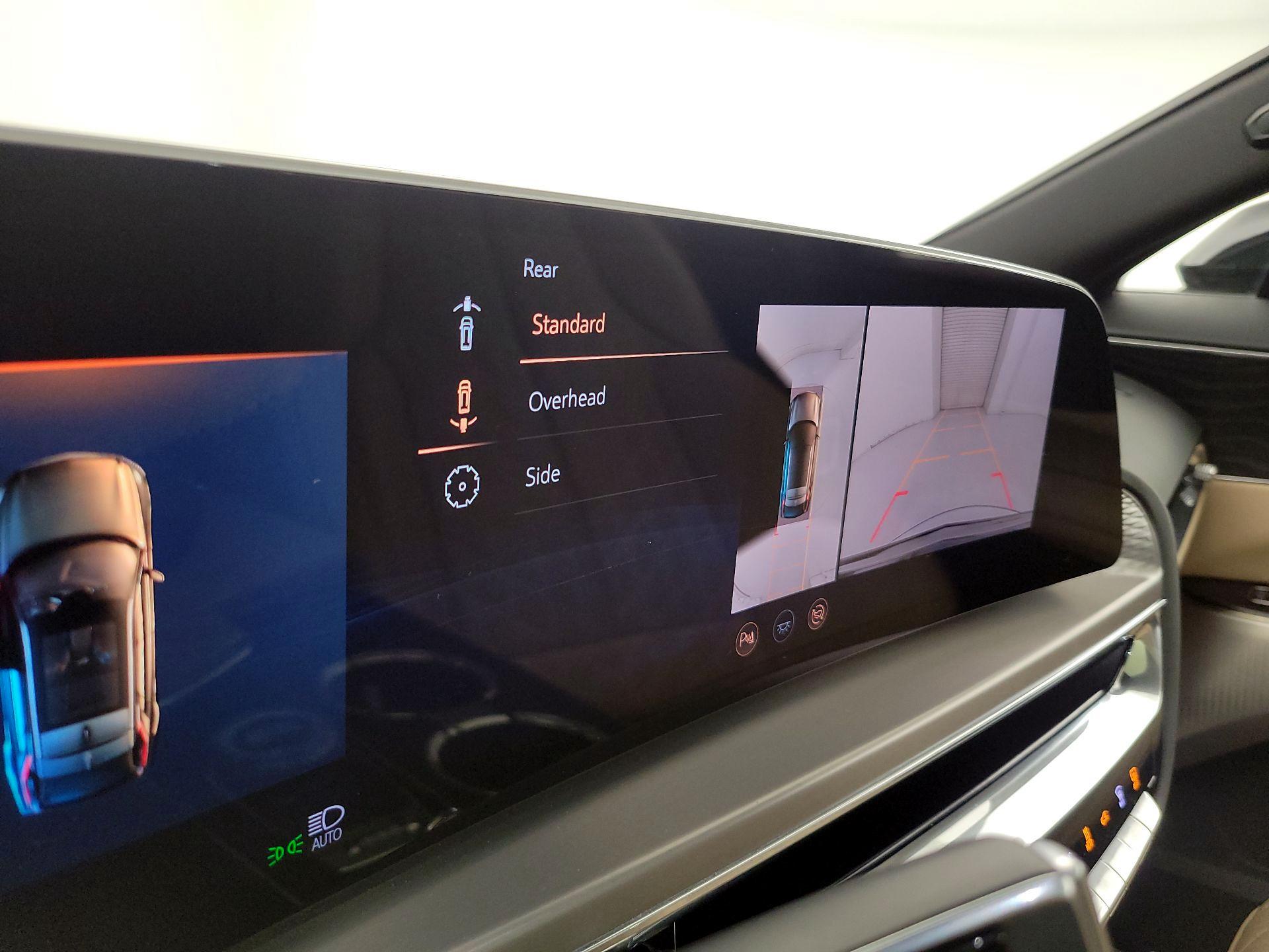 Thumbnail: 2024 Cadillac Lyriq - 15