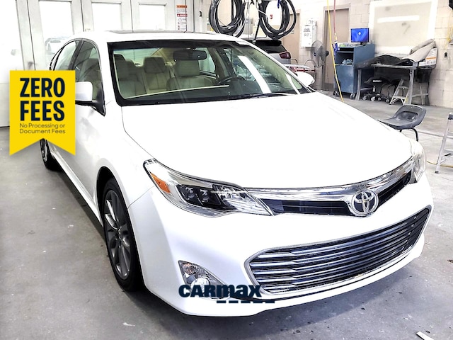 White 2015 Toyota Avalon Sedan Front-Wheel Drive Automatic