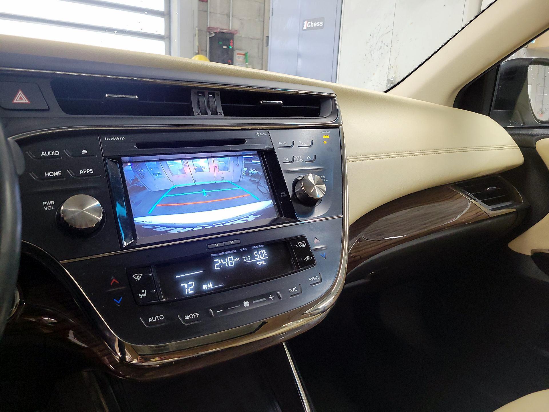 Thumbnail: 2015 Toyota Avalon - 13