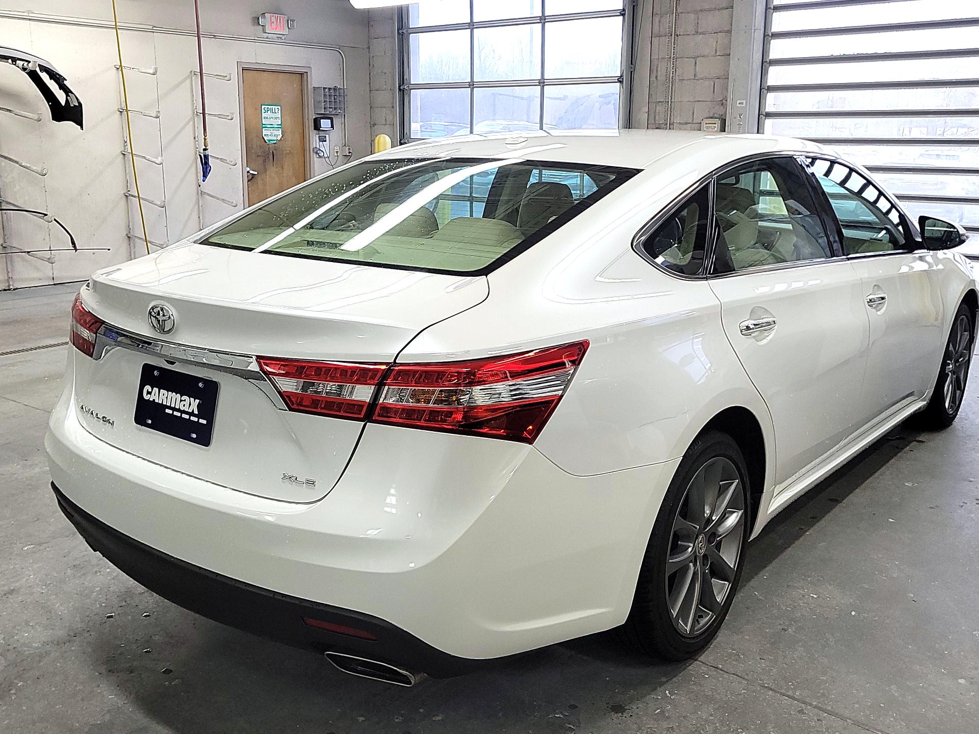 Thumbnail: 2015 Toyota Avalon - 5