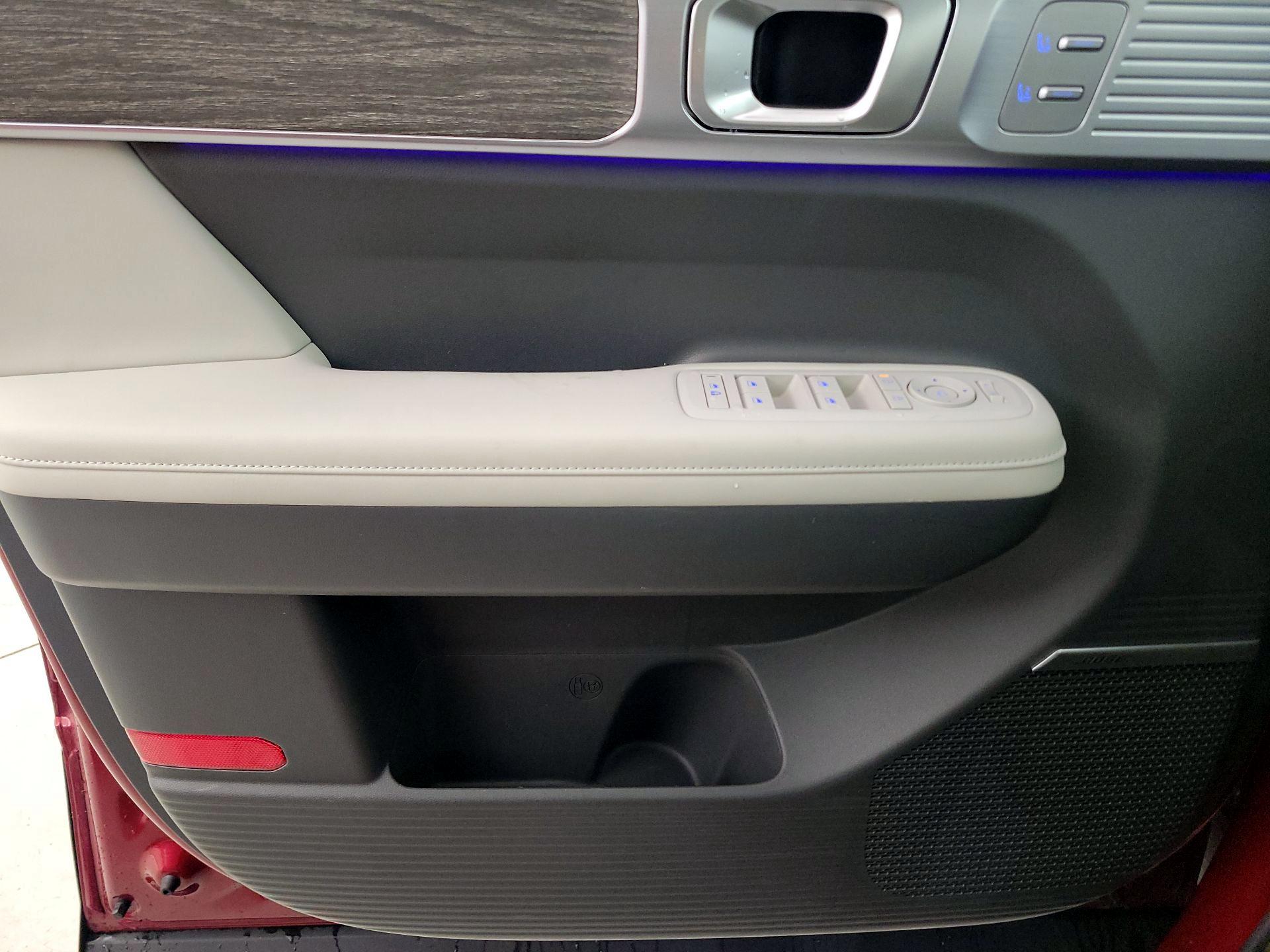 Thumbnail: 2024 Hyundai Santa Fe - 12