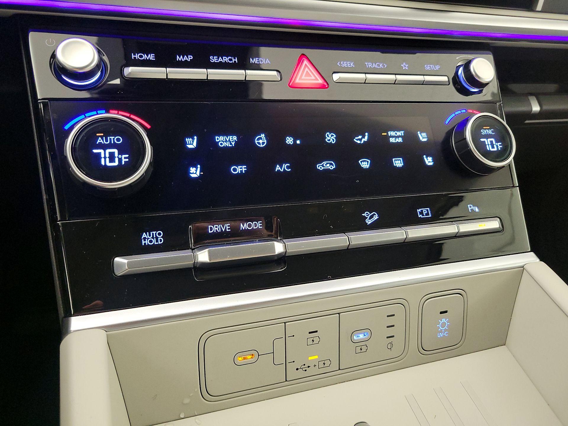 Thumbnail: 2024 Hyundai Santa Fe - 17