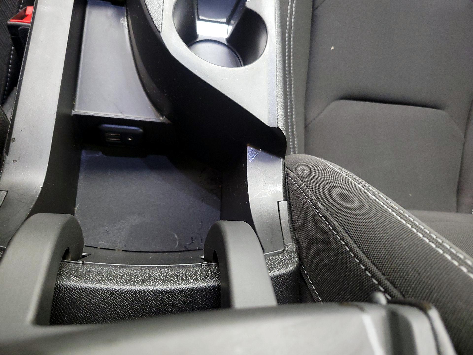 Thumbnail: 2022 Chevrolet Camaro - 18