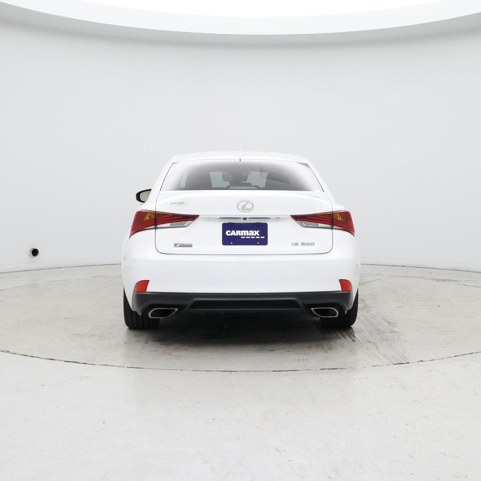 Thumbnail: 2018 Lexus IS - 6