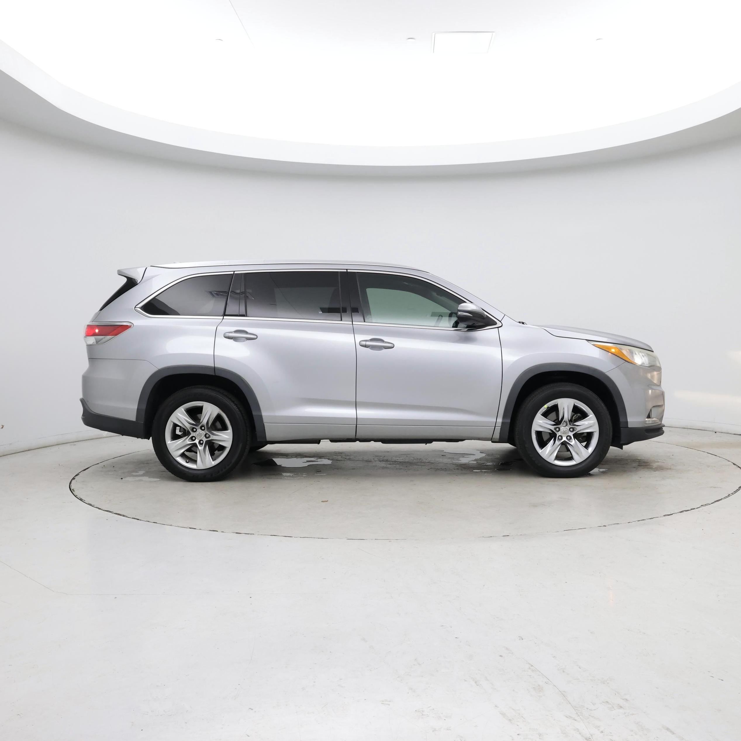 Thumbnail: 2015 Toyota Highlander - 7