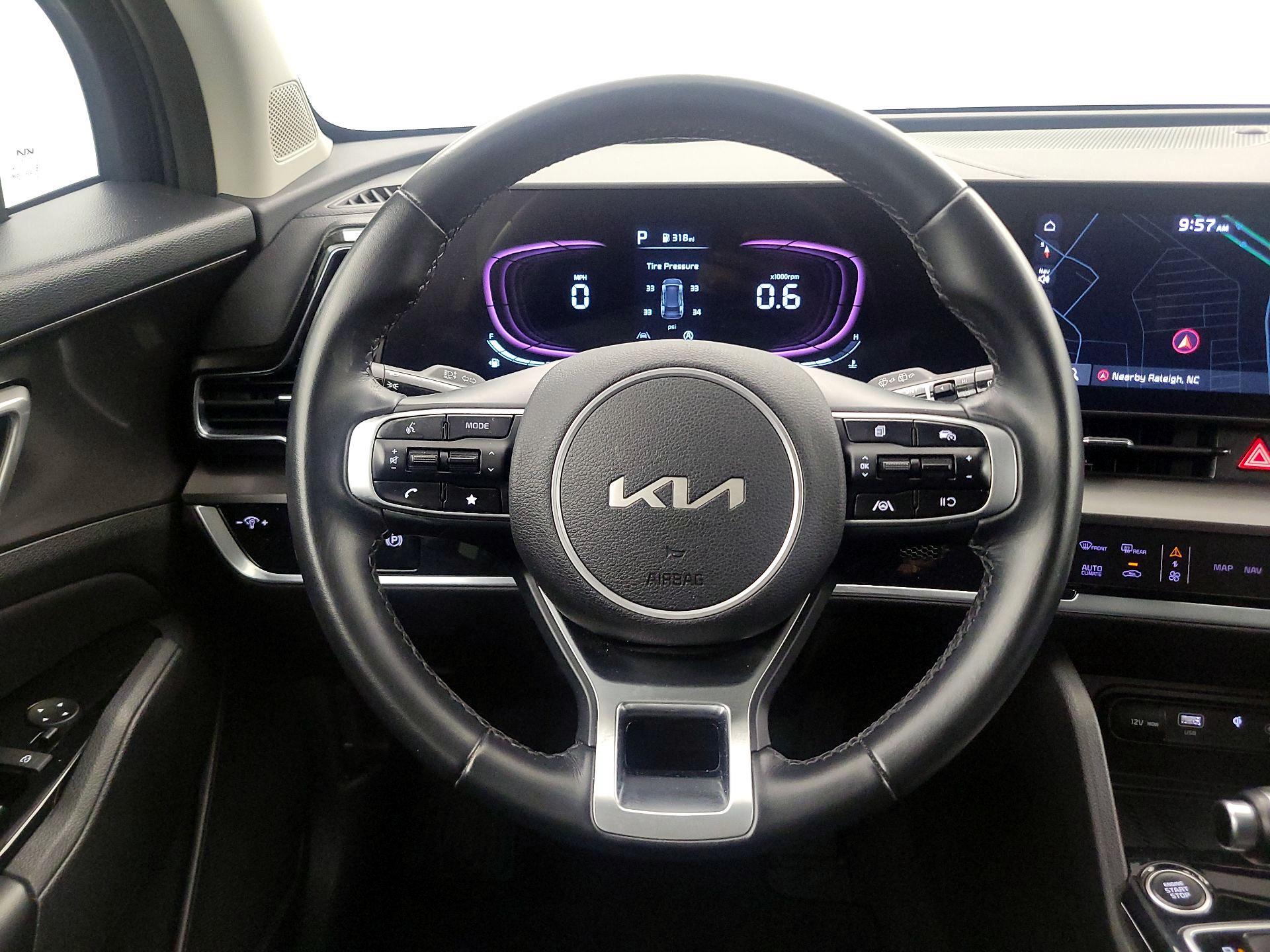 Thumbnail: 2023 Kia Sportage - 10